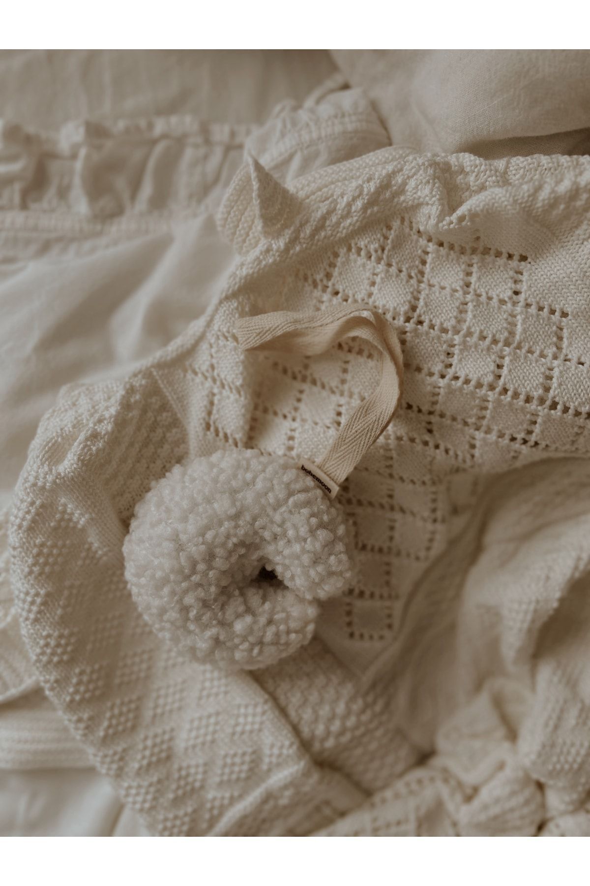 bohemoon Teddy Moon Emzik Askısı Naturel Beyaz fotoğrafı 3 (önizleme)