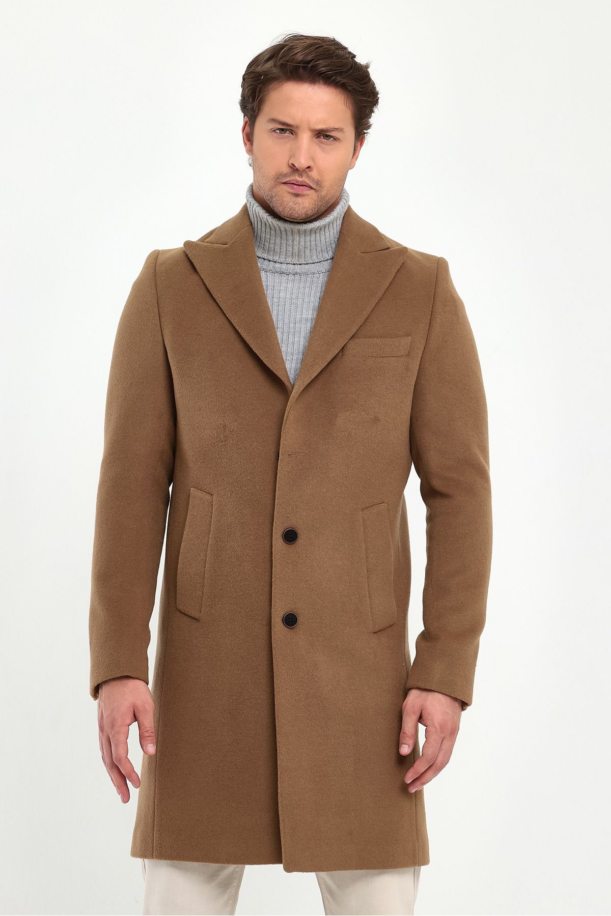 Plus Ninety-Above Knee Length Men's Coat with Detachable Collar and Fur and Wool Blend Buttons 2