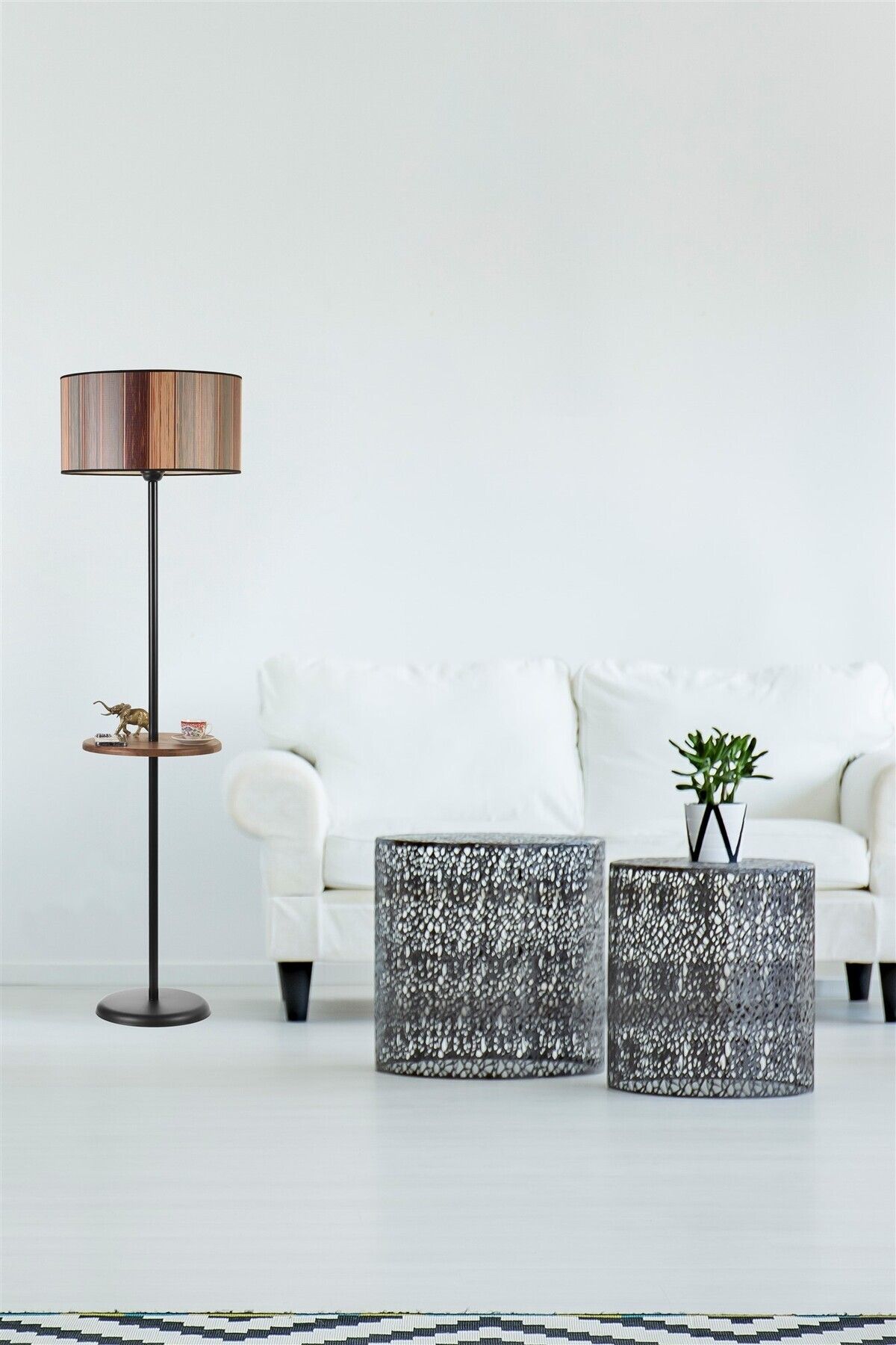 Lumexx-Coral Black Cooker Cylinder Color Floor Lamp 1