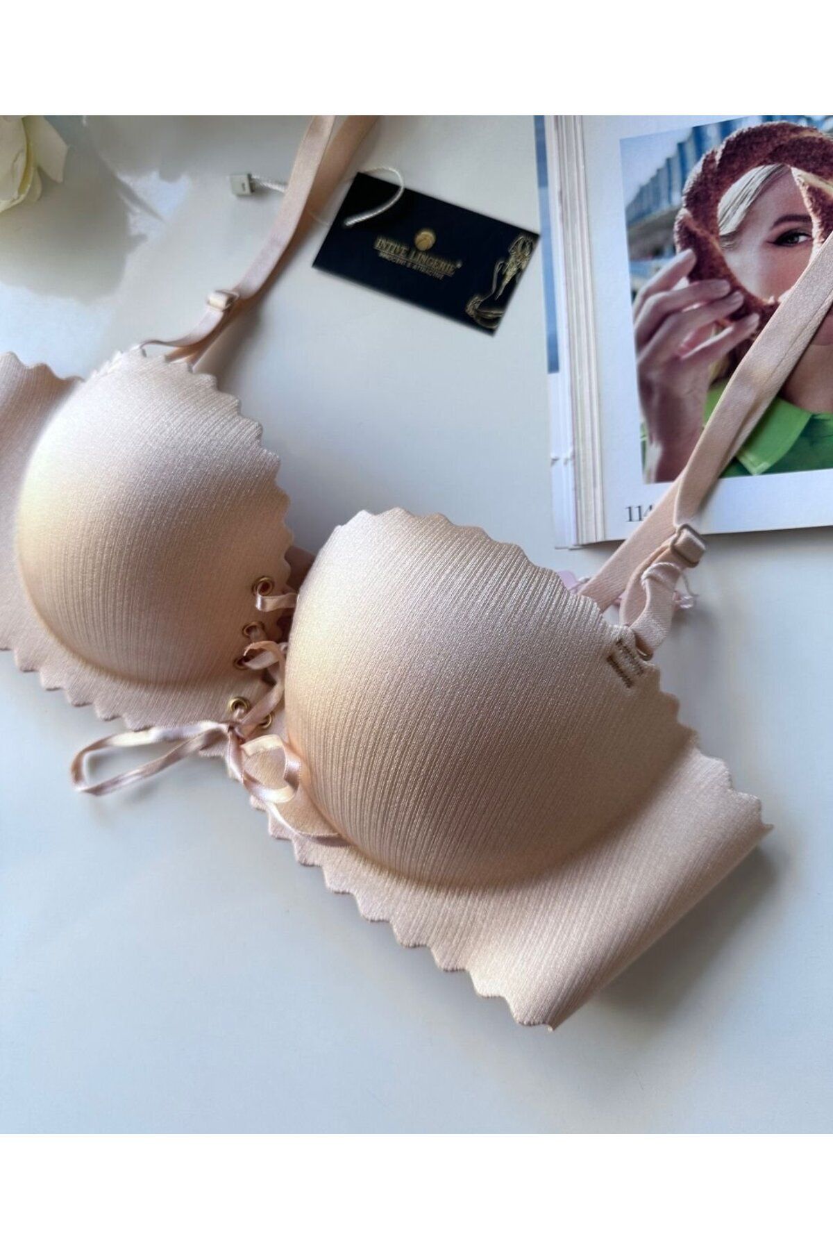 İntive Lingerie-Lady Laser Cut Front Tie Imported Push-up Maximizer Bra 5