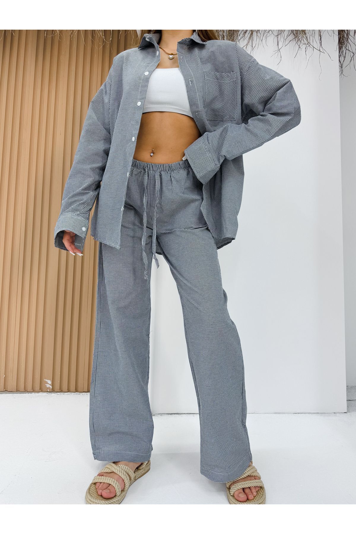 King Brothers-Black Plaid Women's Sweatpants - Comfortable and Stylish, Low Waist, Wide Legs and Pockets 4