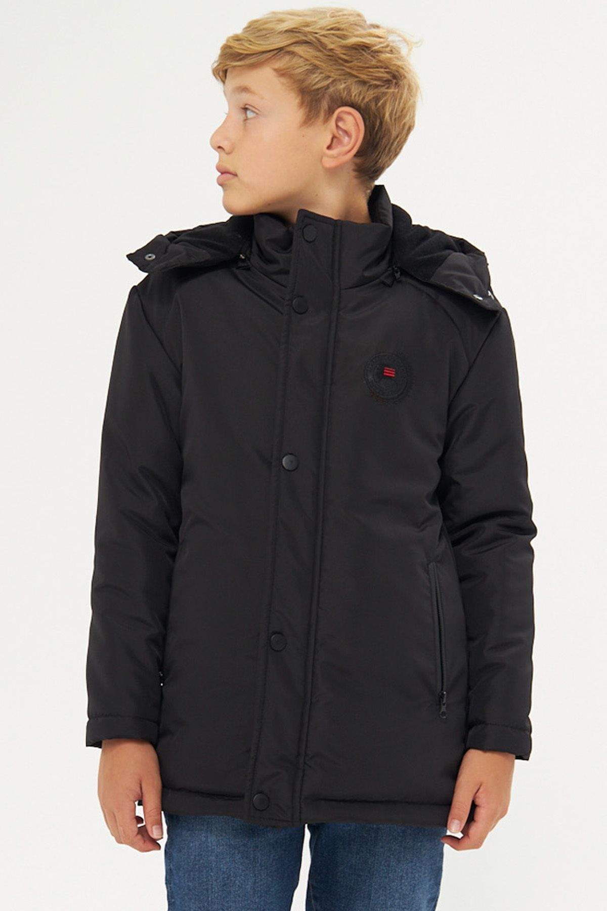 [Erkek Çocuk Siyah Kürklü Kapüşonlu Rüzgar Geçirmez Kışlık Mont & Kaban & Parka]