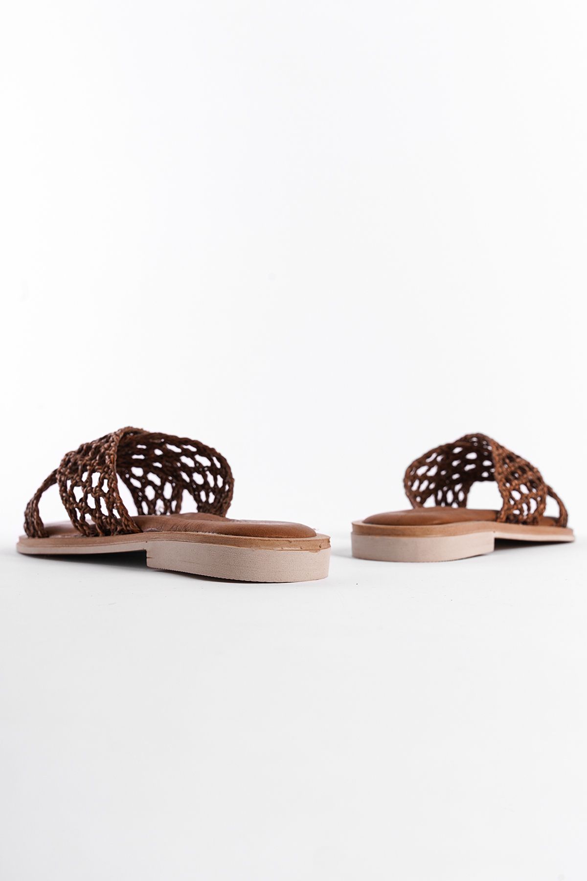 دمپایی چند رنگ زنانه حصیر چرمی واقعی Misis Crazy Flat Heels Dlippers Capone Outfitters
