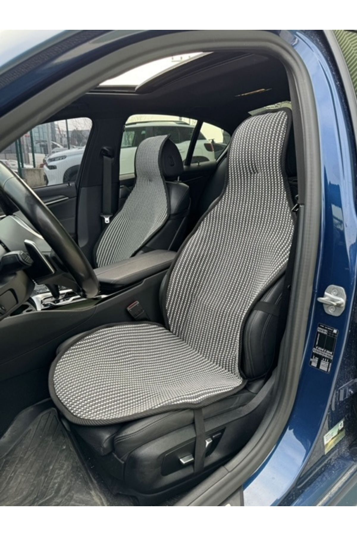 TREND Meka Part Terletmez Koltuk Koruyucu Kılıf Tekli Çizgili Füme-beyaz Universal 1 Parça Ön koltuk Için fotoğrafı 4 (önizleme)