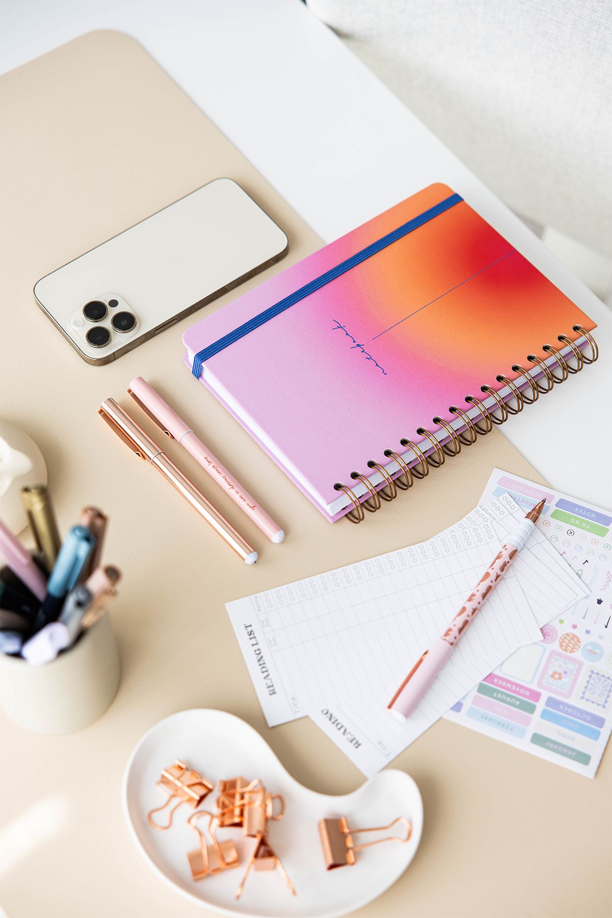 PAPERORA-A5 Red PinK Gradient - Spiral, Hard Cover and Elastic Lined Undated Notepad 3
