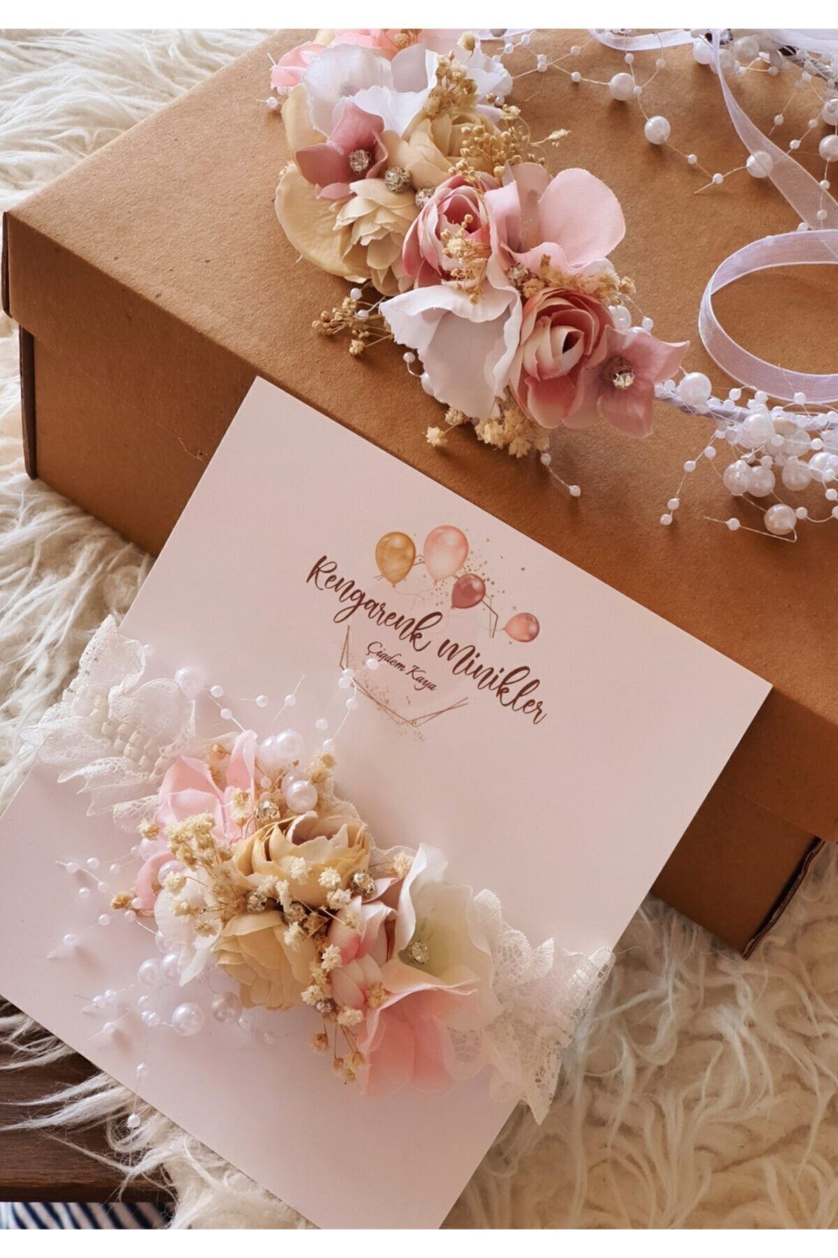 çiğdem kaya design Somon Pudra Pembesi Özel Tasarım Anne Bebek Lohusa Taç Takımı fotoğrafı 2 (önizleme)