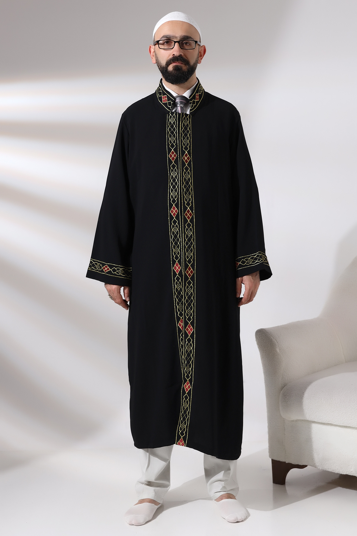 Black Men's Prayer Dress Pattern Embroidered Judge Collar Imam Robe
