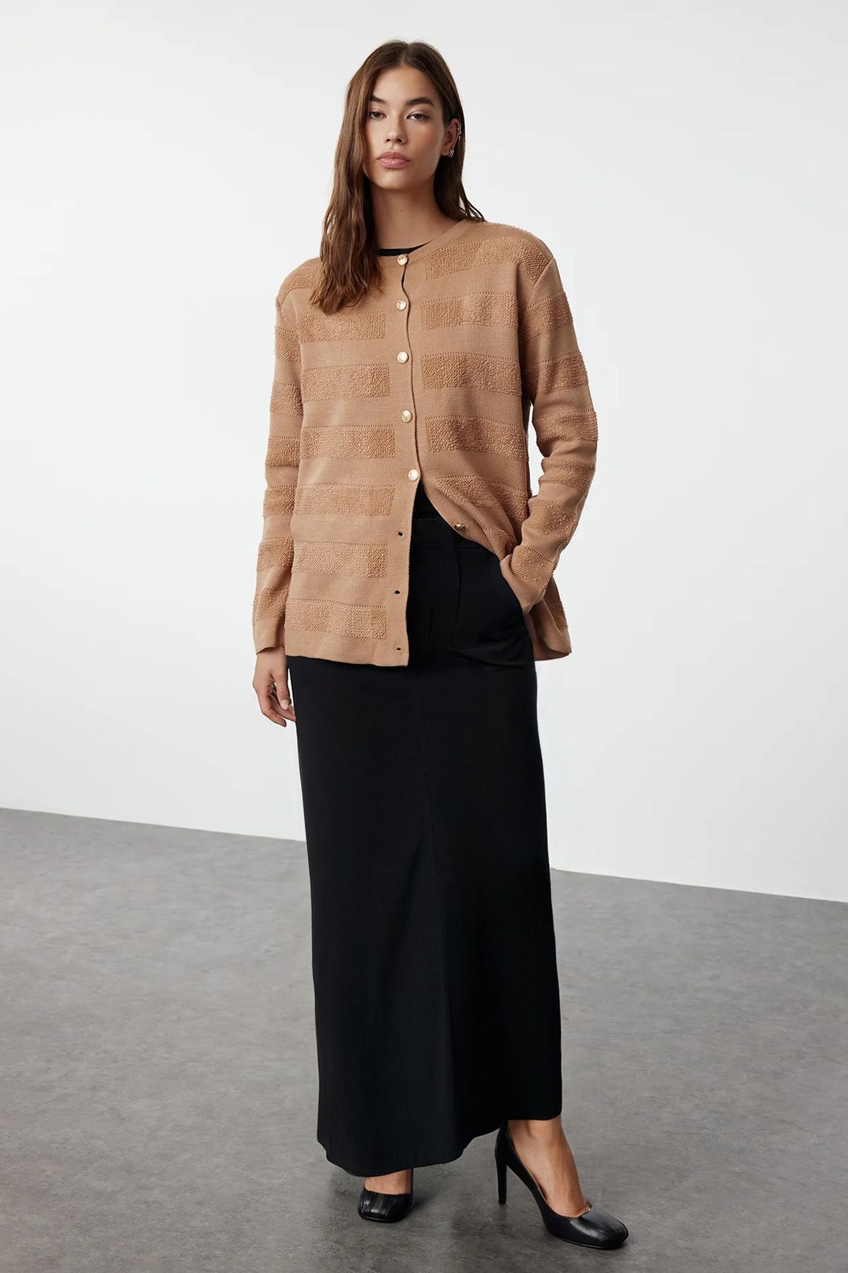 Trendyol Modest Teksturowany Beżowy Sweterek Z Dzianiny - Ręcznik Kobieta - M