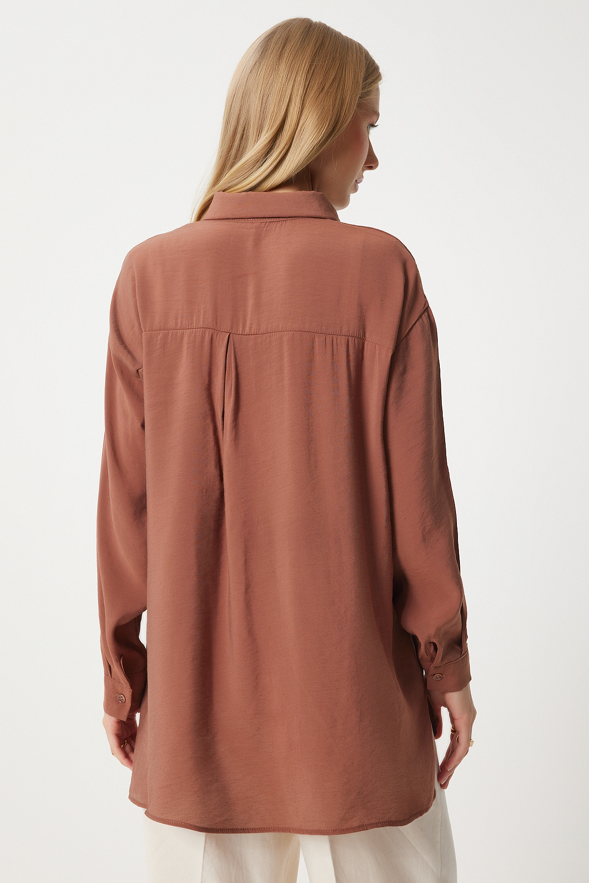 Happiness İstanbul-Leinen Ayrobin Oversize Hemd - Braun, Lang, TO00141 5