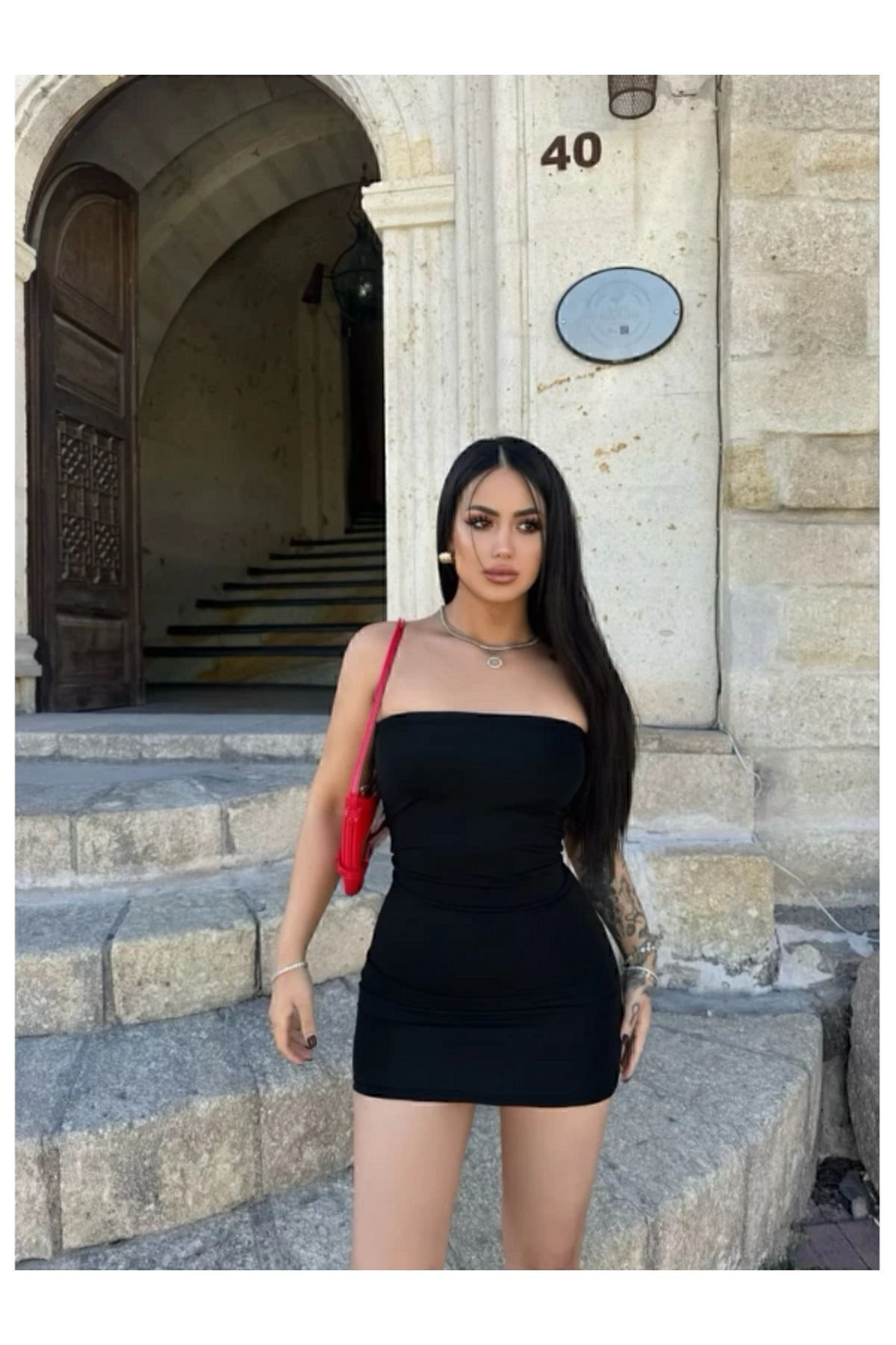 mini robe noire sans bretelles pour femmes