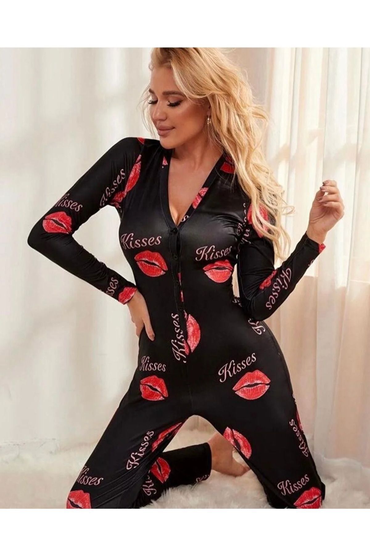 Lip / Kiss Printed Black Over Red Lipstick Pajamas Jumpsuit Button Closure Cotton Knitted Homewear