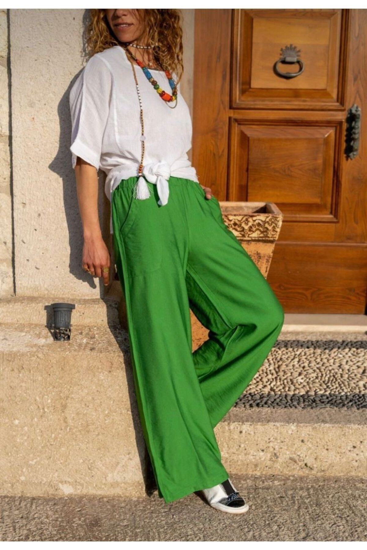 Women's Wide Leg Elastic Waist Green Color Pants with Pockets