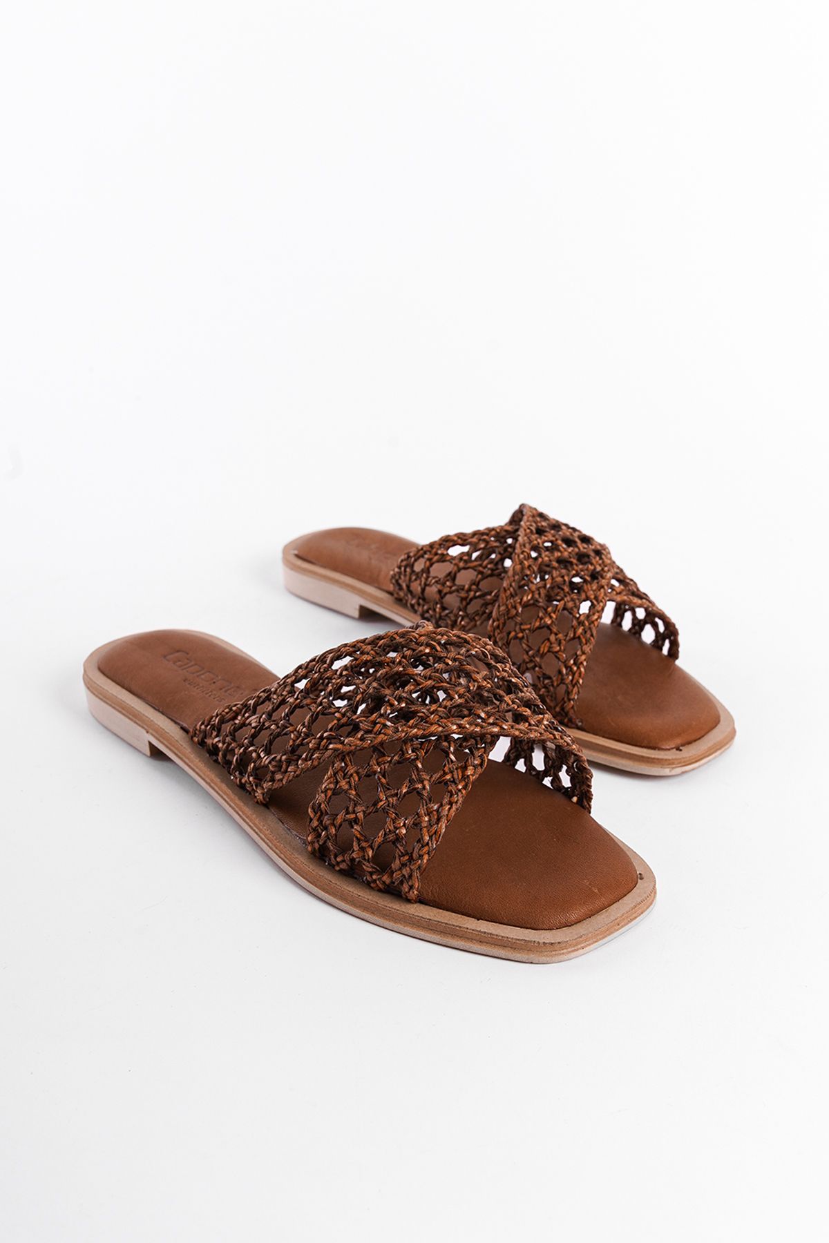 دمپایی چند رنگ زنانه حصیر چرمی واقعی Misis Crazy Flat Heels Dlippers Capone Outfitters