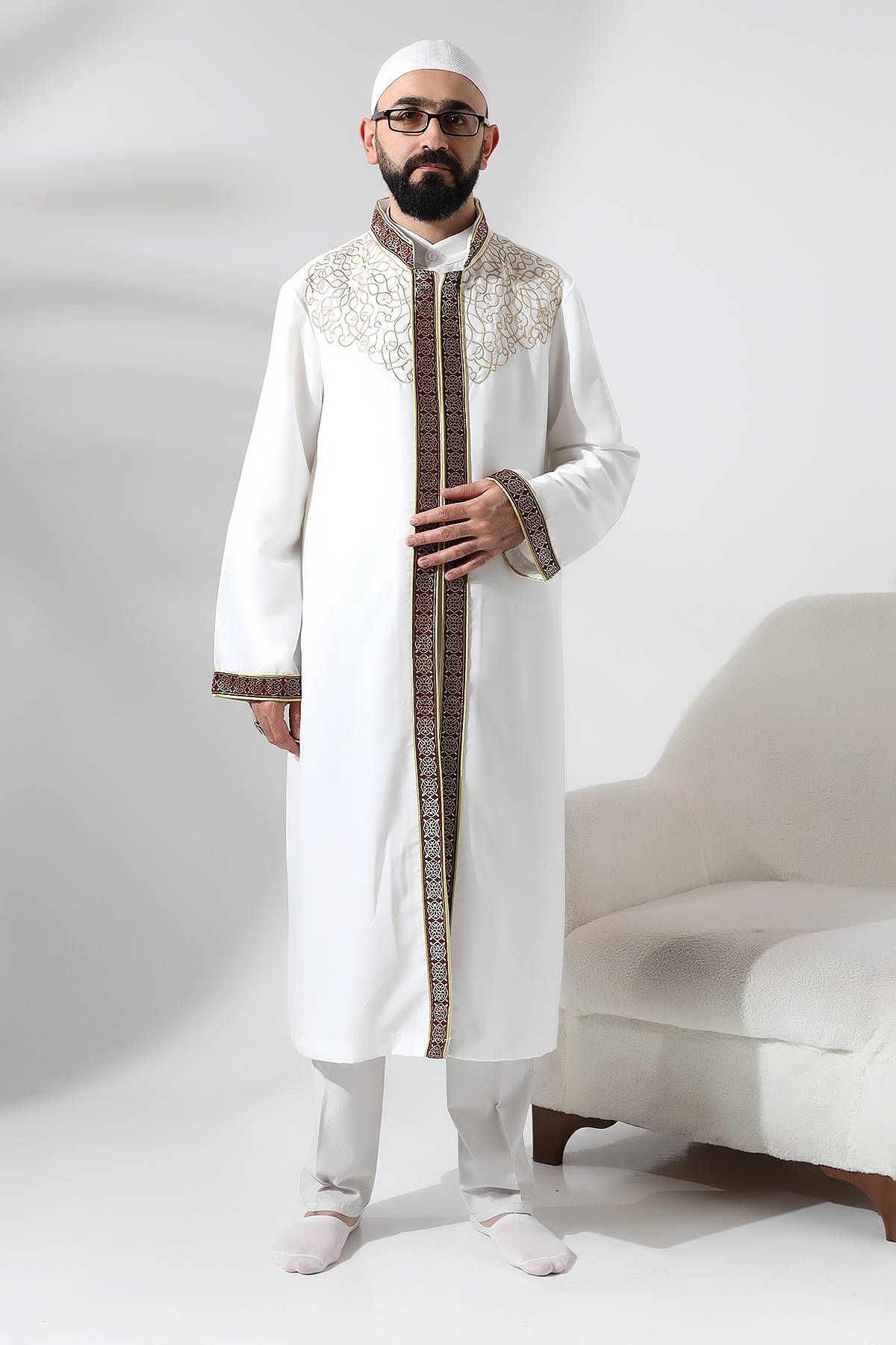 White Judge Collar Men's Prayer Dress Burgundy Ribbon Embroidery Embroidered Imam Robe