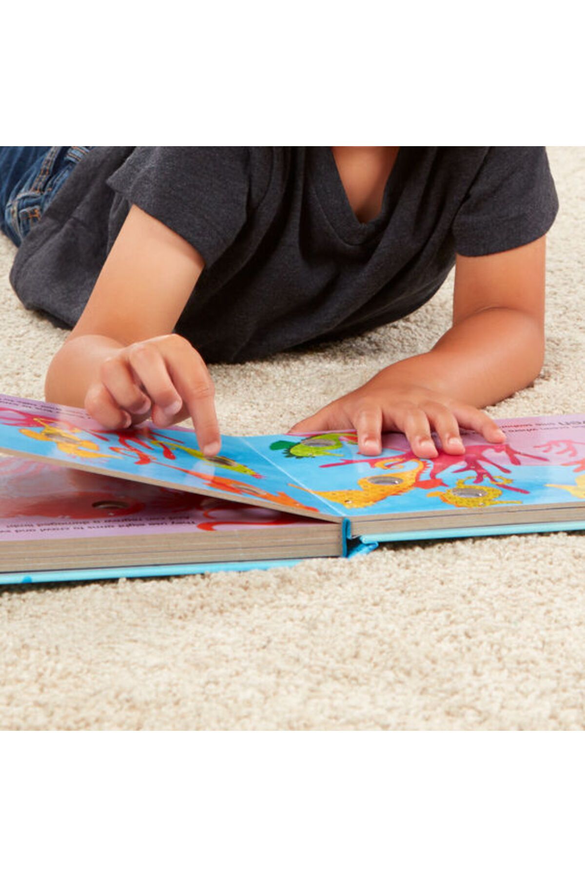 کتاب های فعالیت و آموزشی Melissa Doug ملیسا داگ پوک دات تعاملی چه کسی در اقیانوس Melissa & Doug