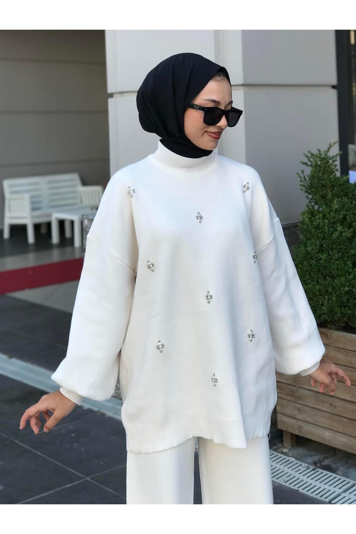 ست بالاپایین پوشیده سفید زنانه لباس بافتنی الی حجاب MERVEN AKYÜZ