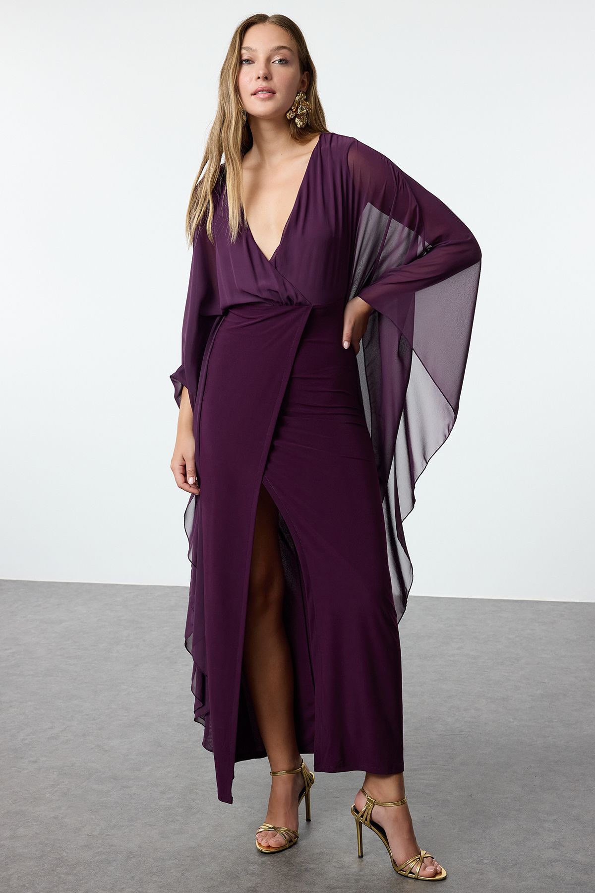 Trendyol Collection Szyfonowa Długa Stylowa Wieczorowa Sukienka Z Detalami Na Rękawach W Kolorze Śliwki Tpraw25ae00004 Kobieta - 40