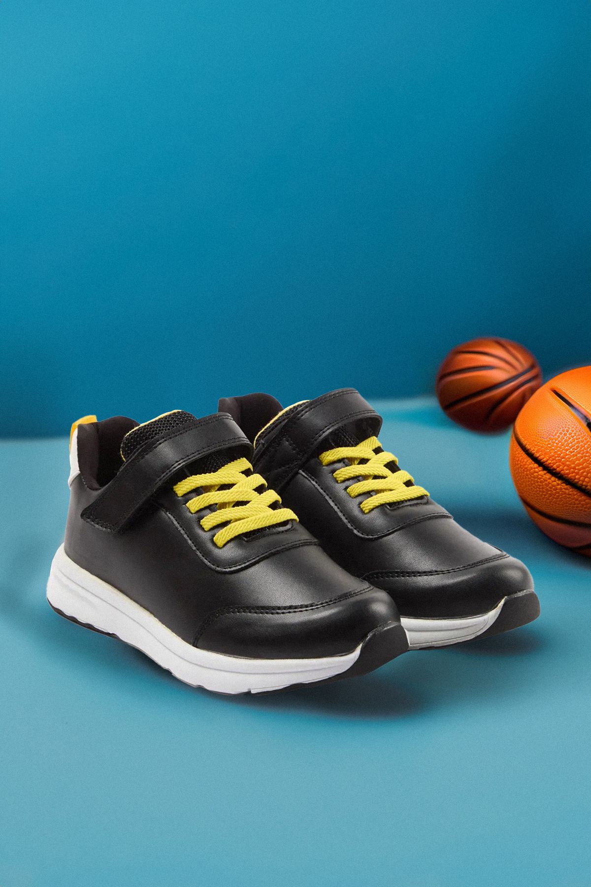 TRENDYOL SHOES Pantofi Negri Cu Șireturi Pentru Băieți Mici Masculin - 30