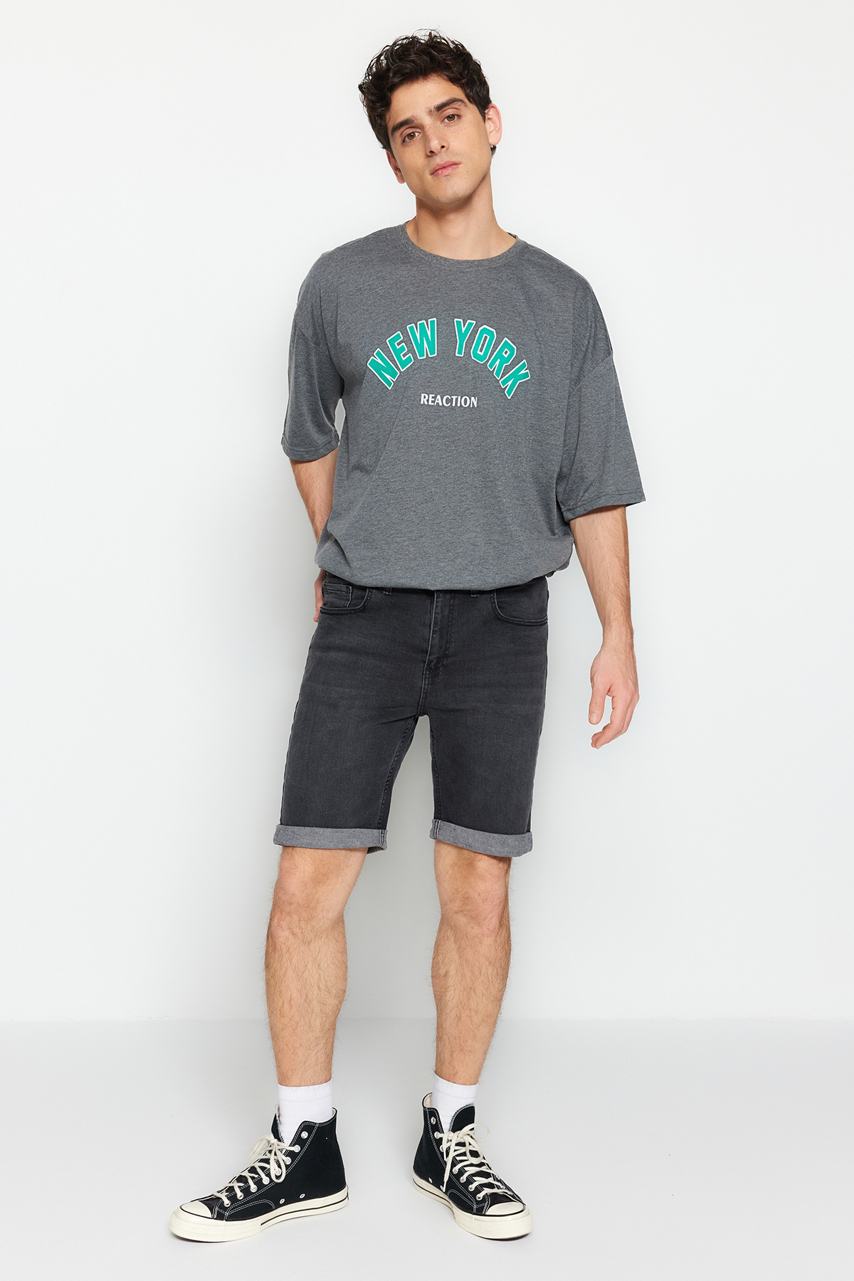 Trendyol Collection-Anthrazit Skinny Fit Destroylu Shorts & Bermuda TMNSS22SR0162 5