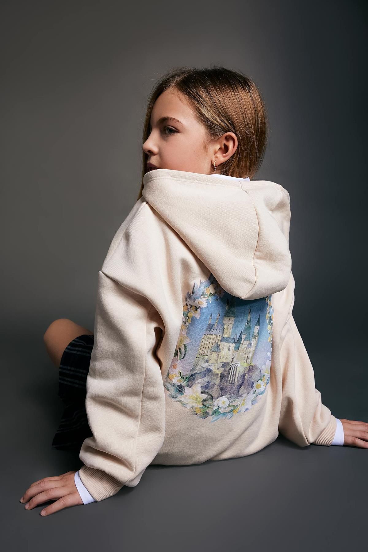 DeFacto-Mädchen-Sweatshirt mit Harry-Potter-Aufdruck – Übergröße, Kapuze, weiche Federn B0422a823wn 1
