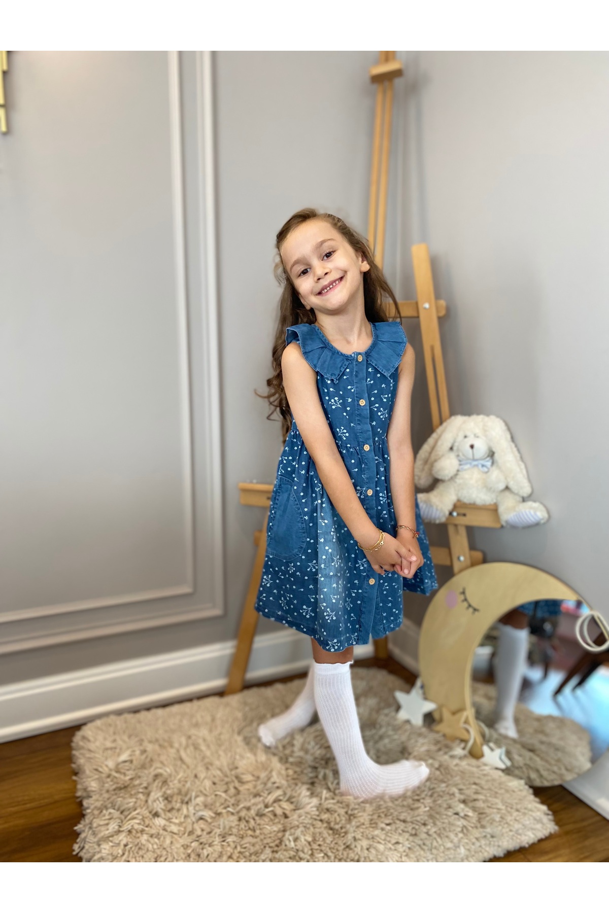 Baby BabyAden çiçek baskılı çift cepli kolsuz ince kot jile kız çocuk elbise fotoğrafı 7 (önizleme)