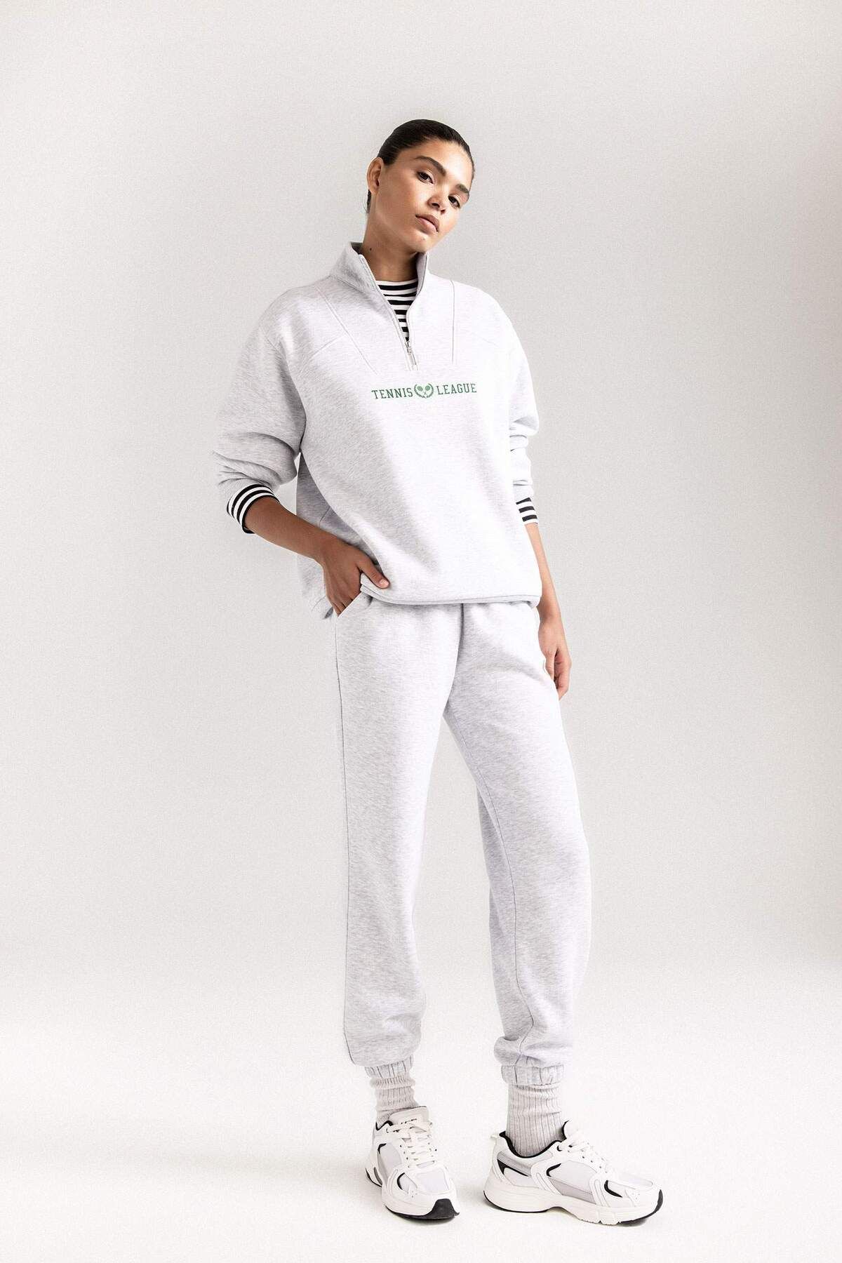 DeFacto-Dfc - Defactofit - Standard Fit Jogger Sweatpants 3