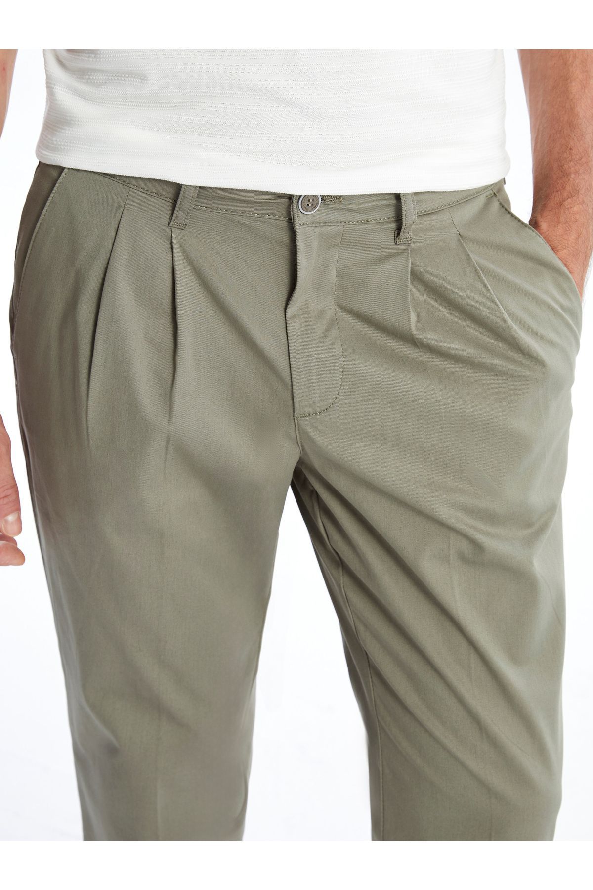 LC Waikiki-Men's Gabardine Chino Pants - Standard Fit 3