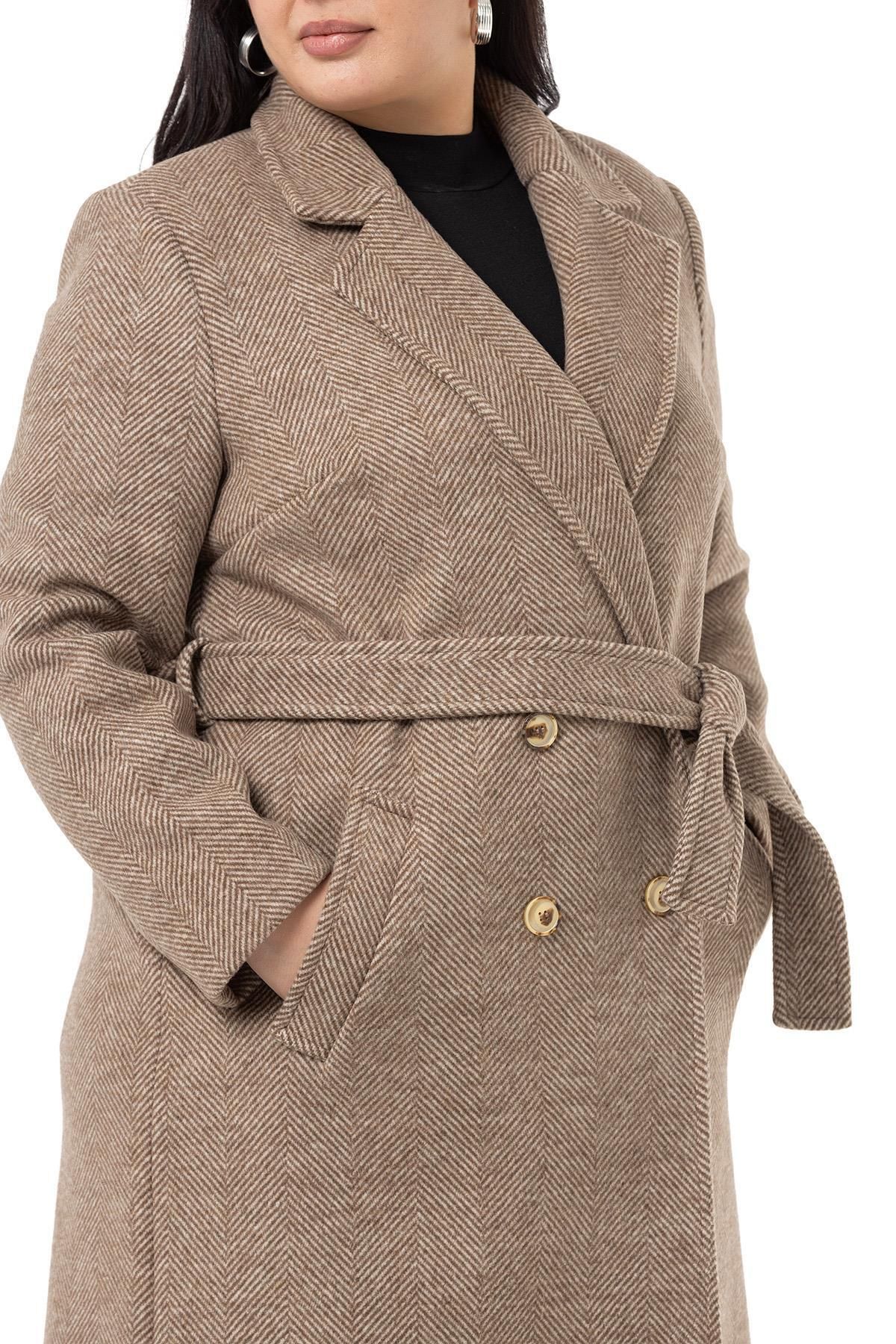 DISENTIS MODEST-Large Size Mink Coat - Buttoned, Belted and Deep Slit Herringbone Lining 4