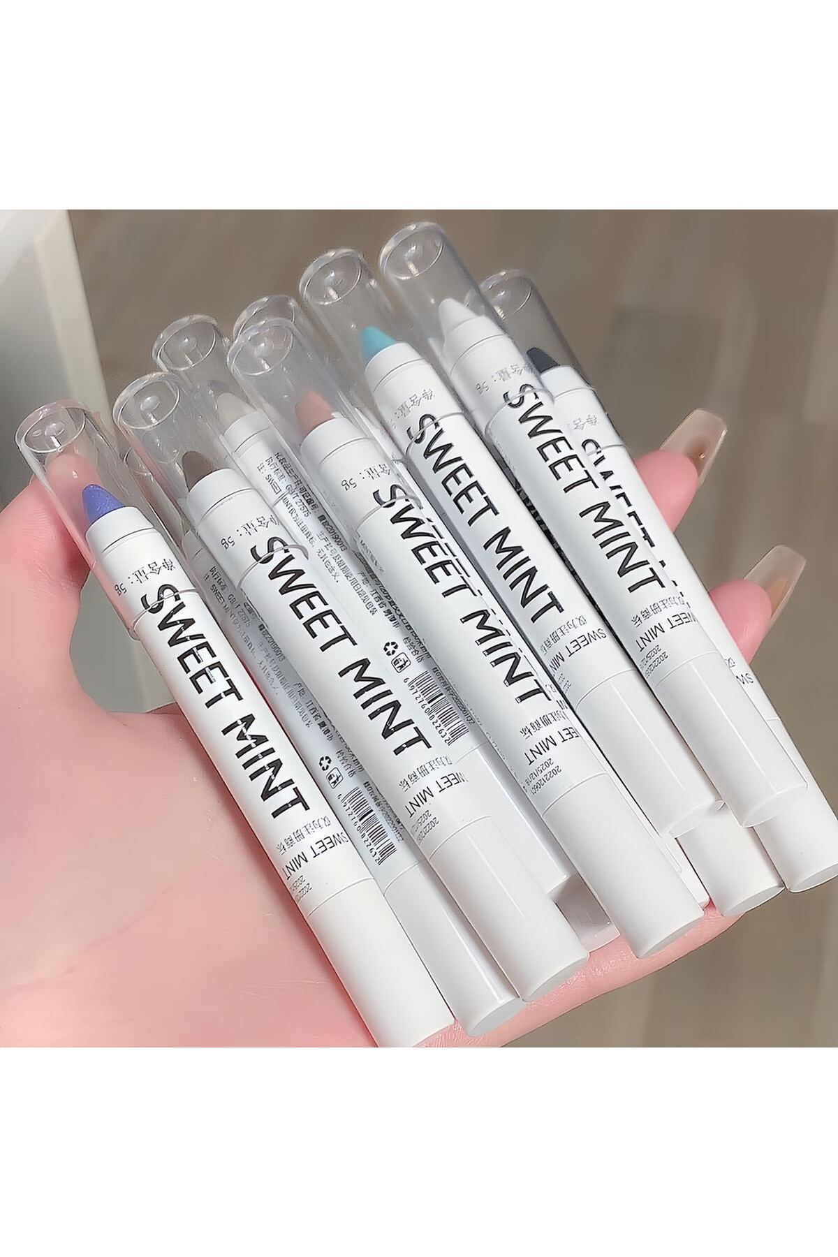 sweet mint-High Pigmented and Shimmering Korean Pattern Illuminating Pen - Champagne 07 4