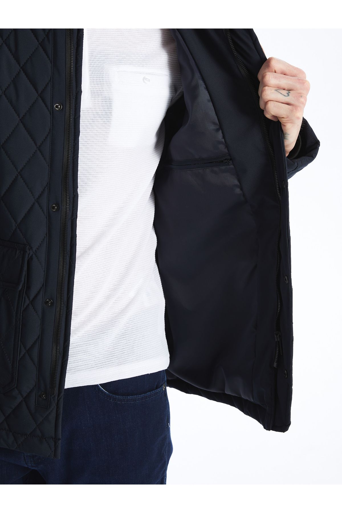LC Waikiki-Pufferjacke für Herren – Standardgröße, Stehkragen 4