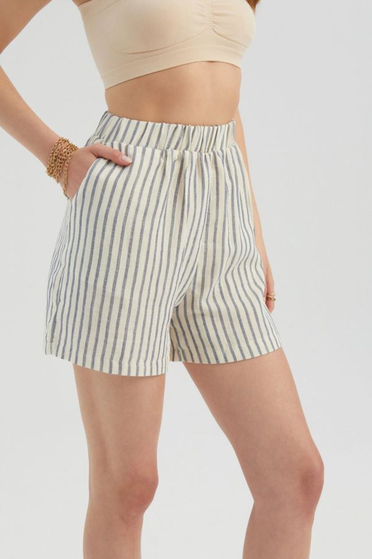Hiccup-Stripe High Waist Elastic Waist Shorts 3