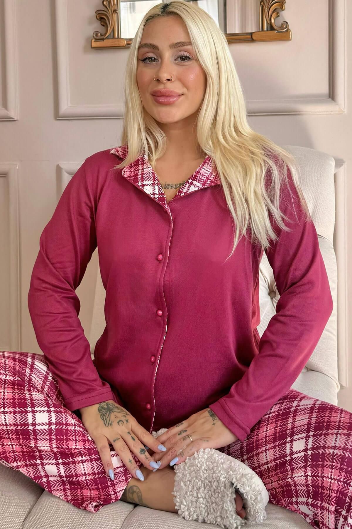 Pijamaevi Cymru Gemustertes Pflaumen-thermo-pyjama-set – Vorne Geknöpft für Damen - S/M