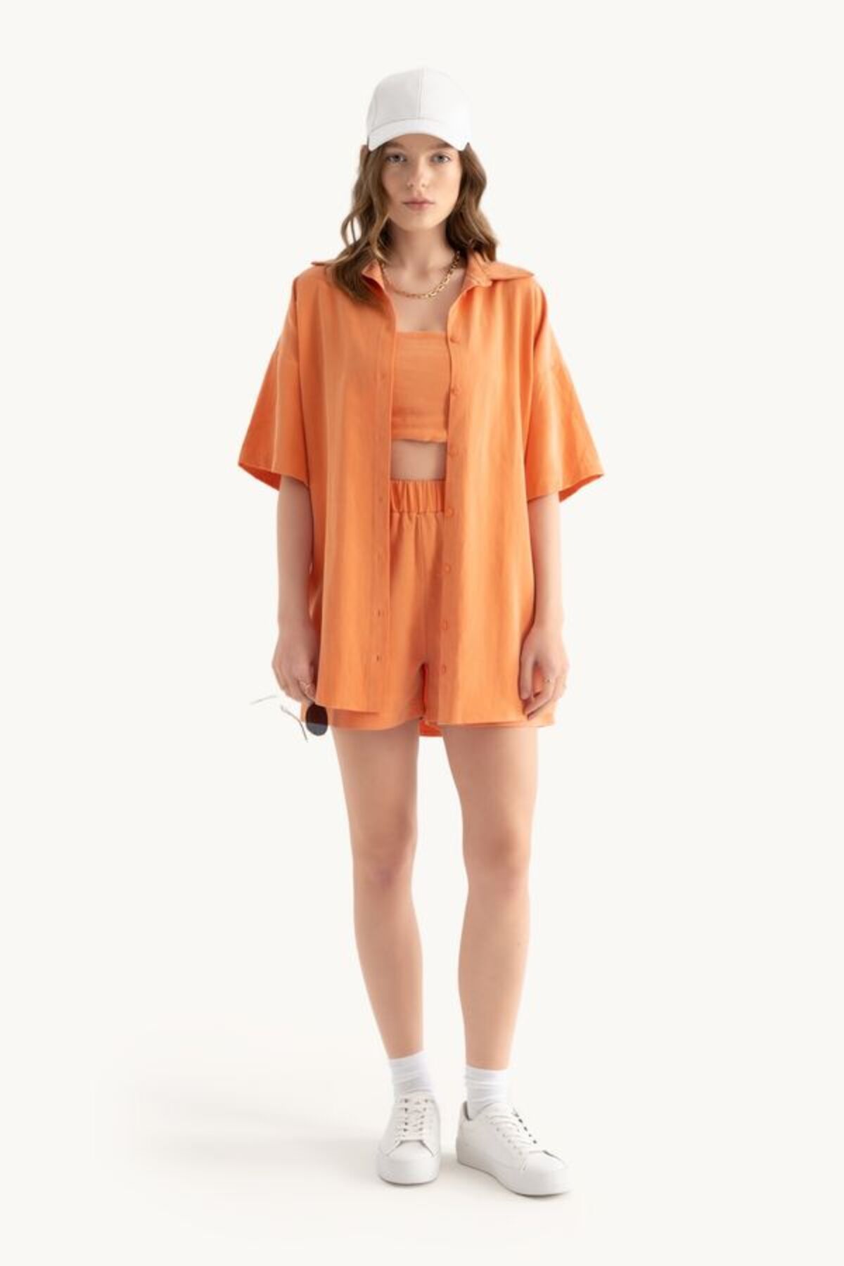 Hiccup-Elastic Waist Relaxed Shorts 3