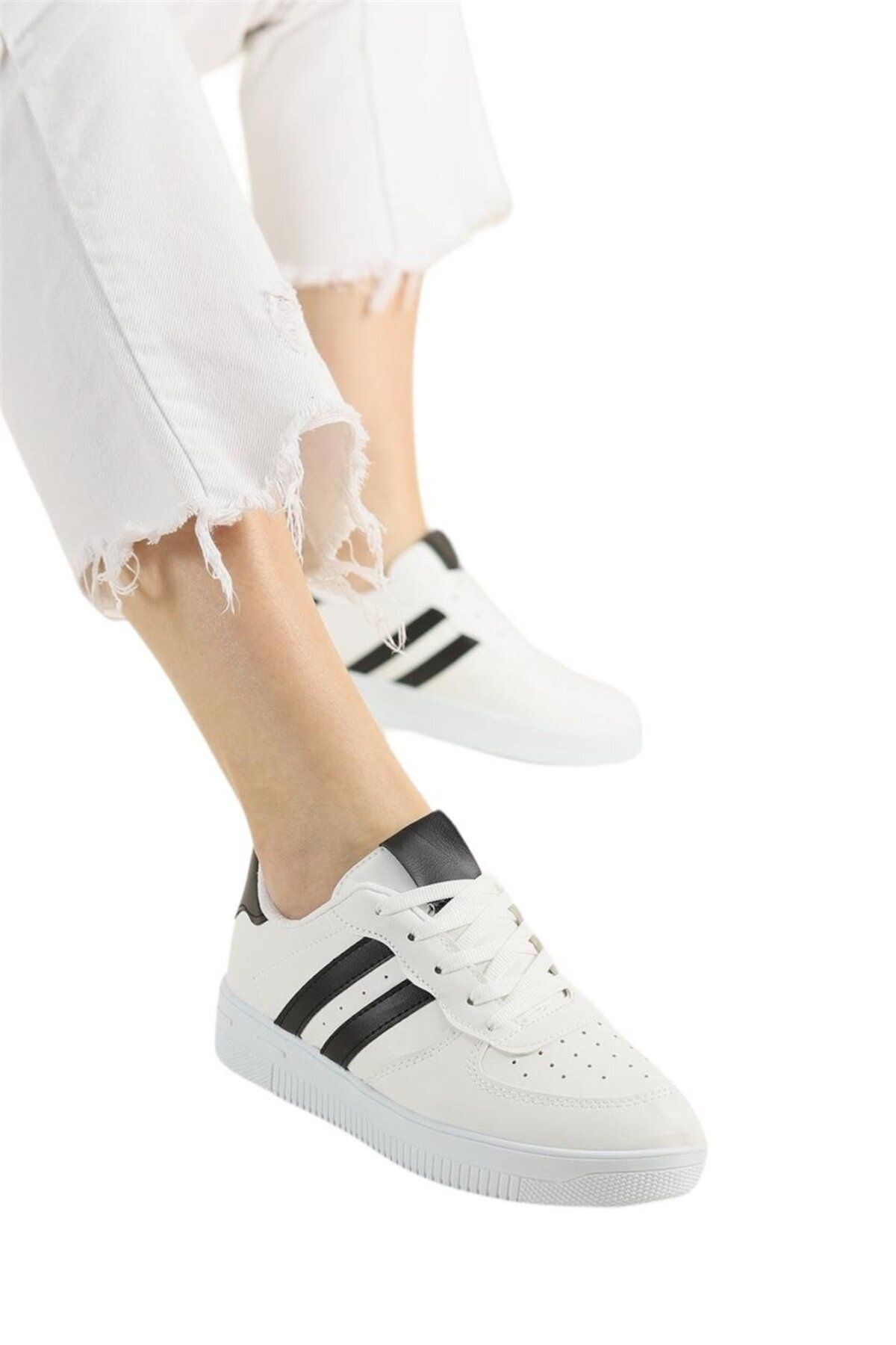 https://cdn.dsmcdn.com/ty1536/product/media/images/ty1538/prod/QC/20240912/10/0d6fd06d-8470-335f-af58-1edced8eb096/1_org_zoom.jpg