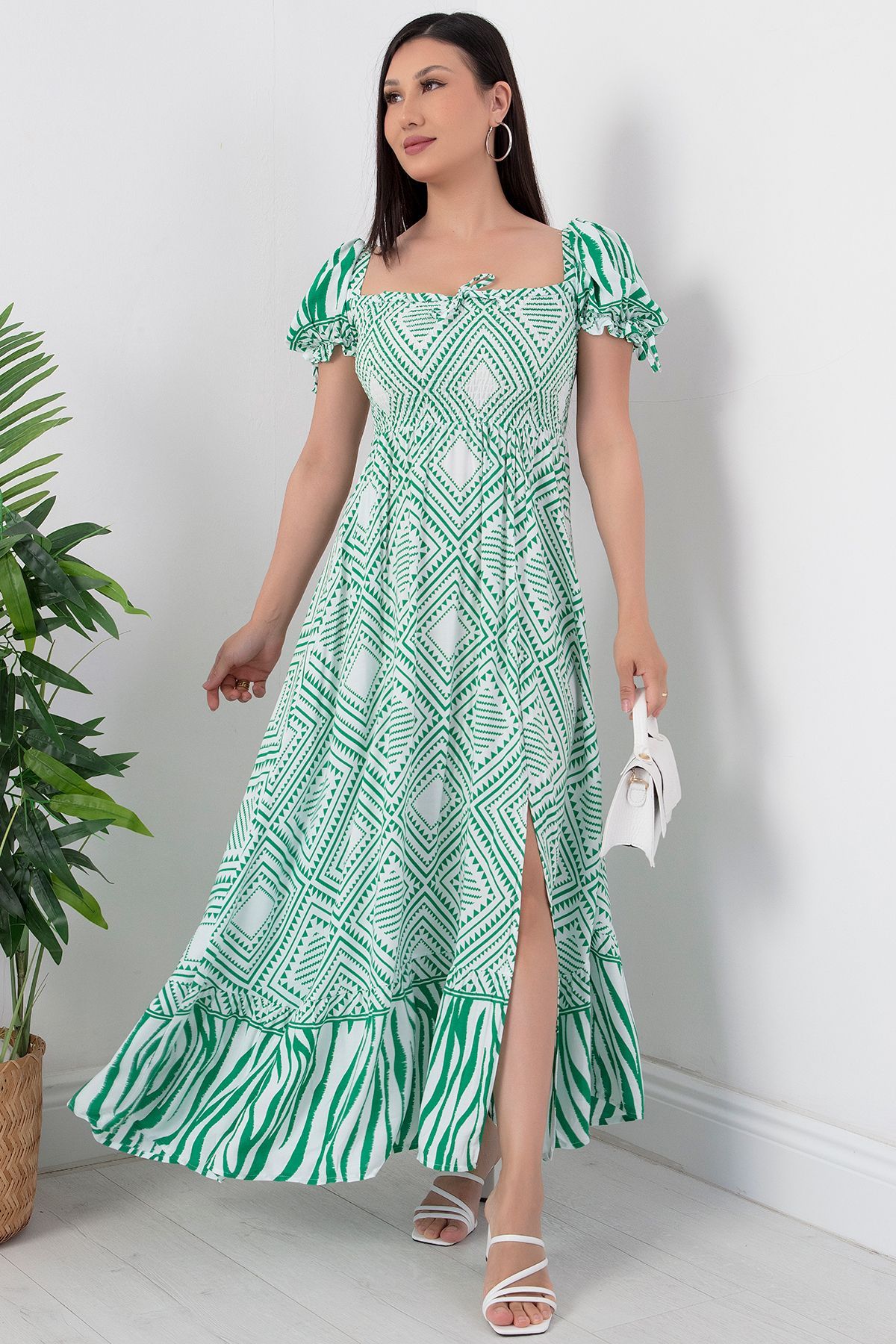 PULLIMM-NY4322 Model Elastic Square Collar Dress 3