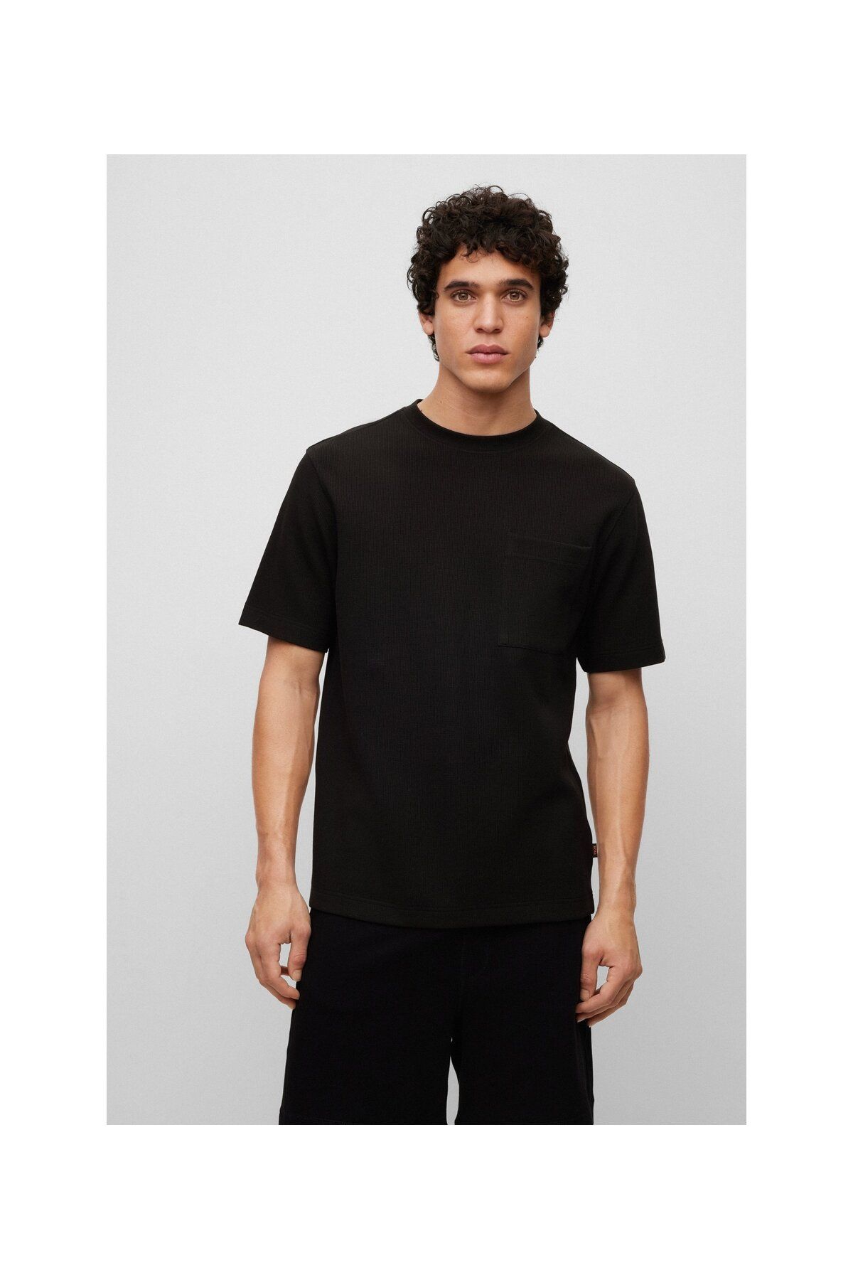 تی شرت مشکی مردانه لانه زنبوری ساختار یافته ، برش راحت پنبه T shirt BOSS