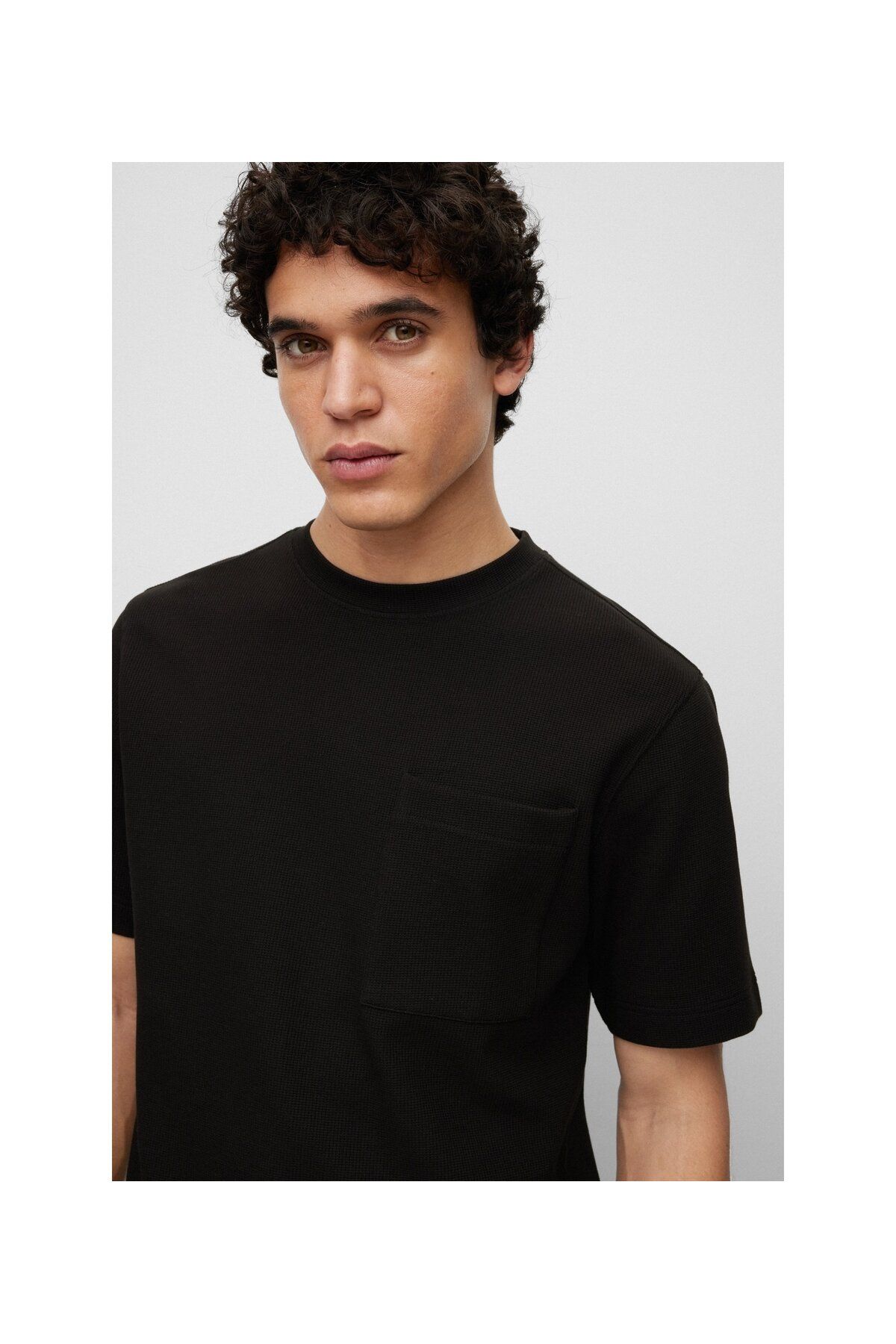 تی شرت مشکی مردانه لانه زنبوری ساختار یافته ، برش راحت پنبه T shirt BOSS