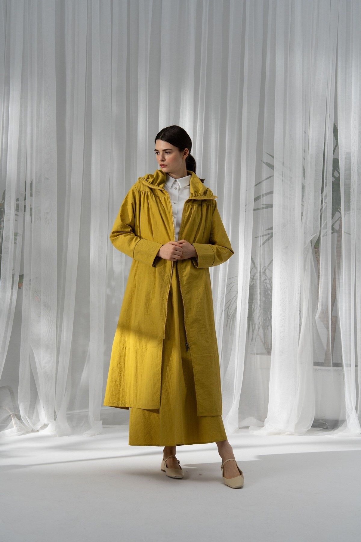 QANU-Yellow Loose Fit - Gathered Raincoat 2