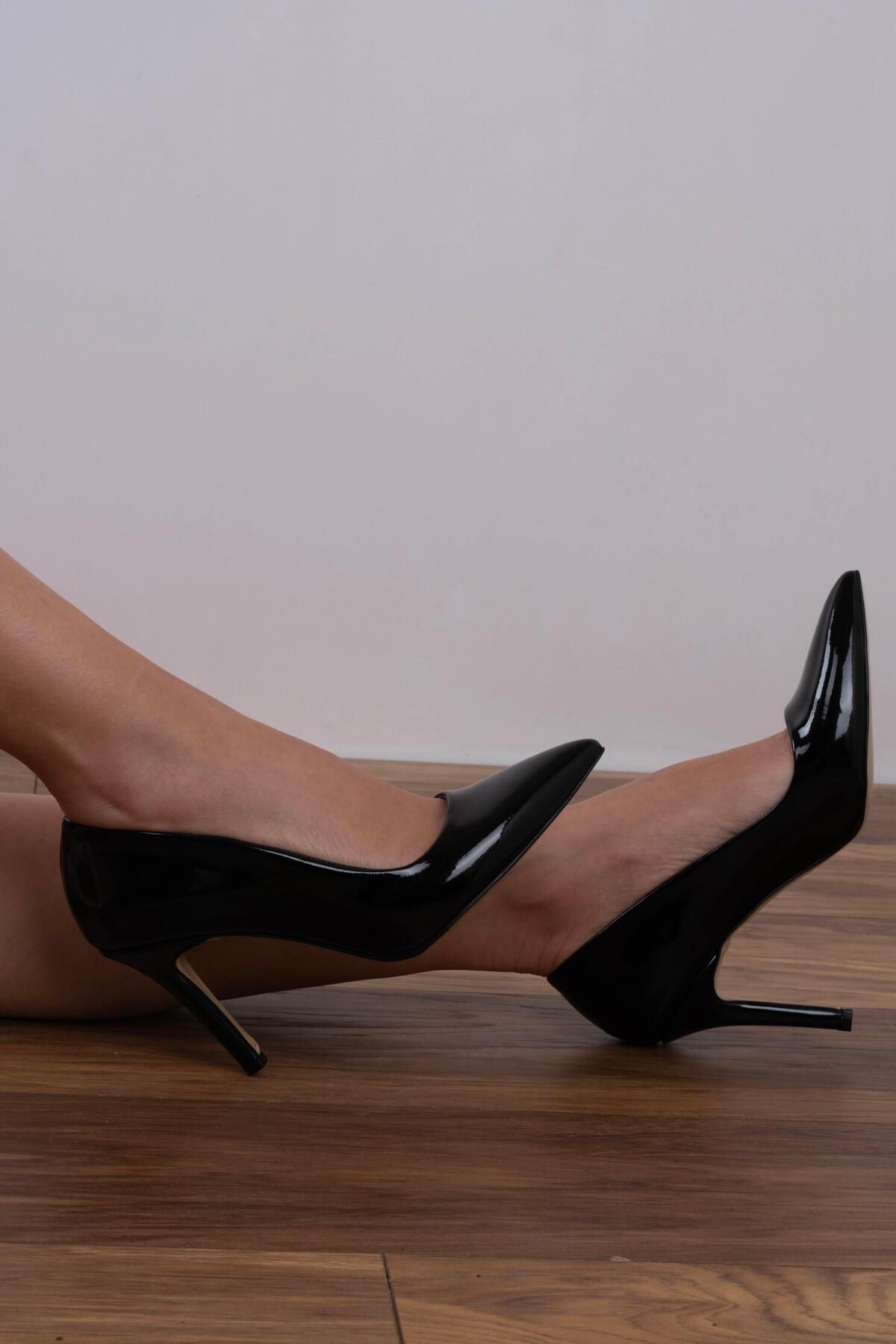 sovrana-Seria specială Classic Stiletto Piele lacuită neagră 3