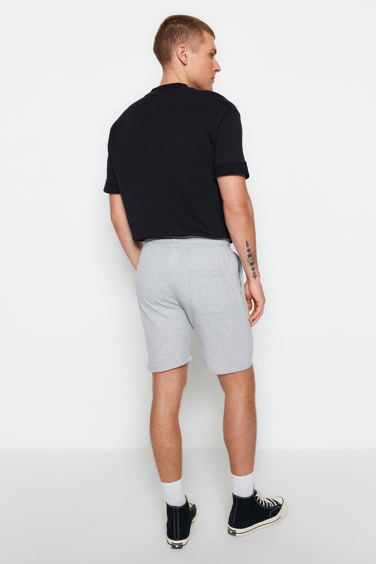 Trendyol Collection-2 jednotkové černo-šedé šortky a bermudy TMNSS23SR00076 13