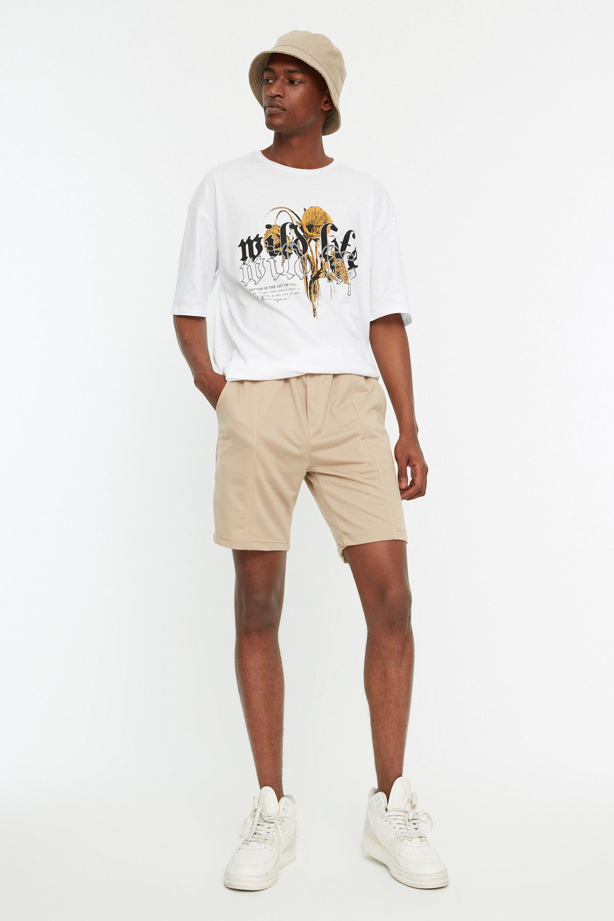 Trendyol Collection-Pantaloni scurți cu șireturi din cauciuc de culoare piatră medie - TMNSS20SR0070 9