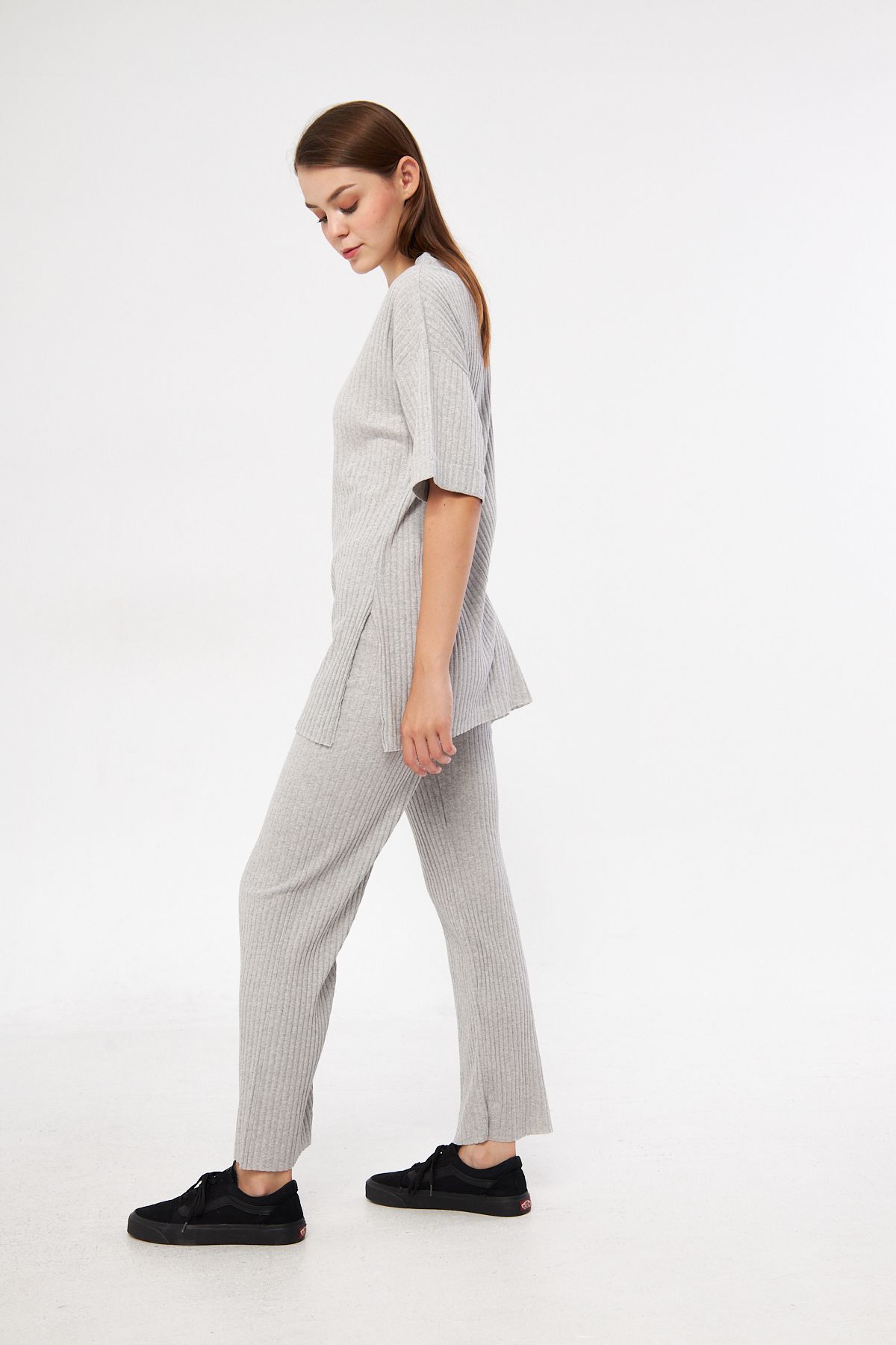 Oyga-Set de trening și pijama cu mânecă scurtă din Lycra cu nervuri gri pentru femei - Îmbrăcăminte casual pentru acasă 3