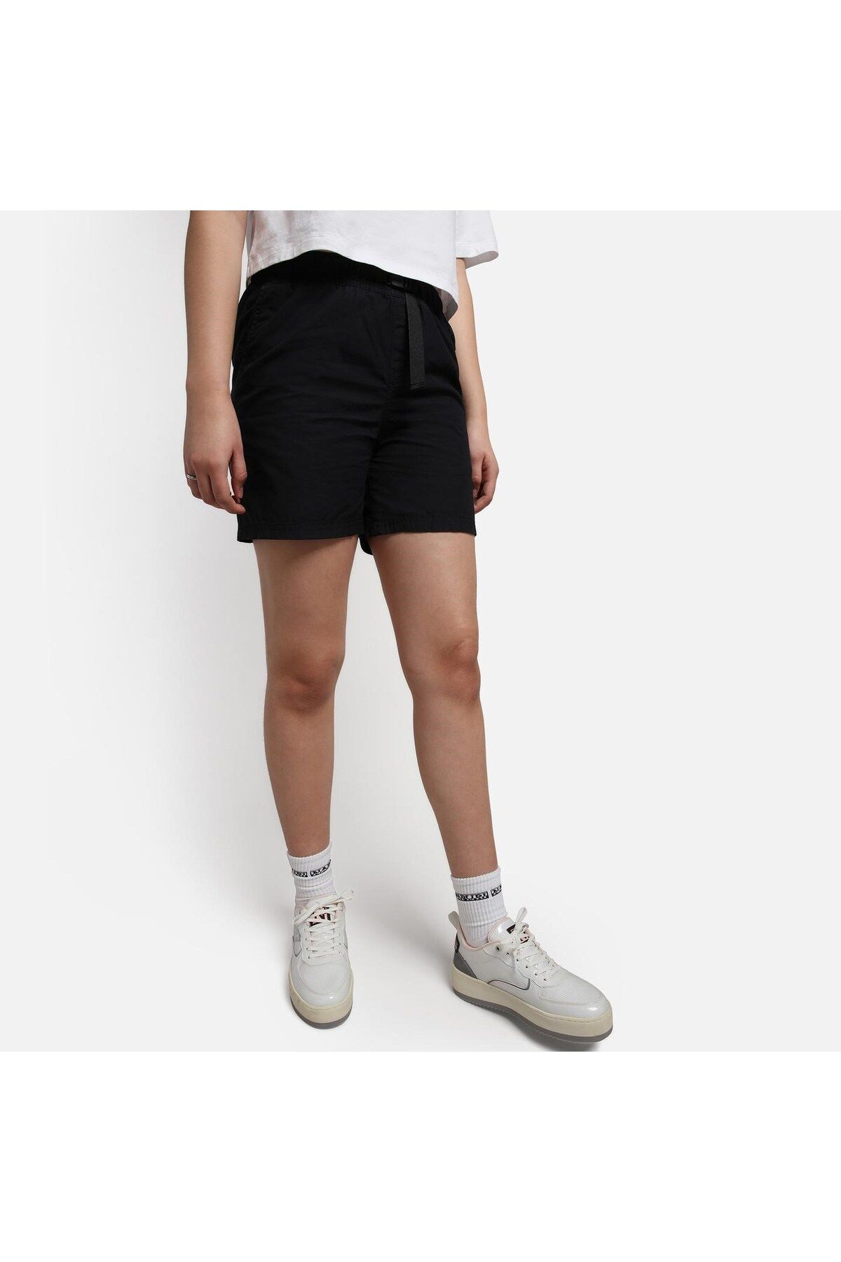 Napapijri-Pantaloni scurți N-Dru W pentru femei - Design confortabil 1