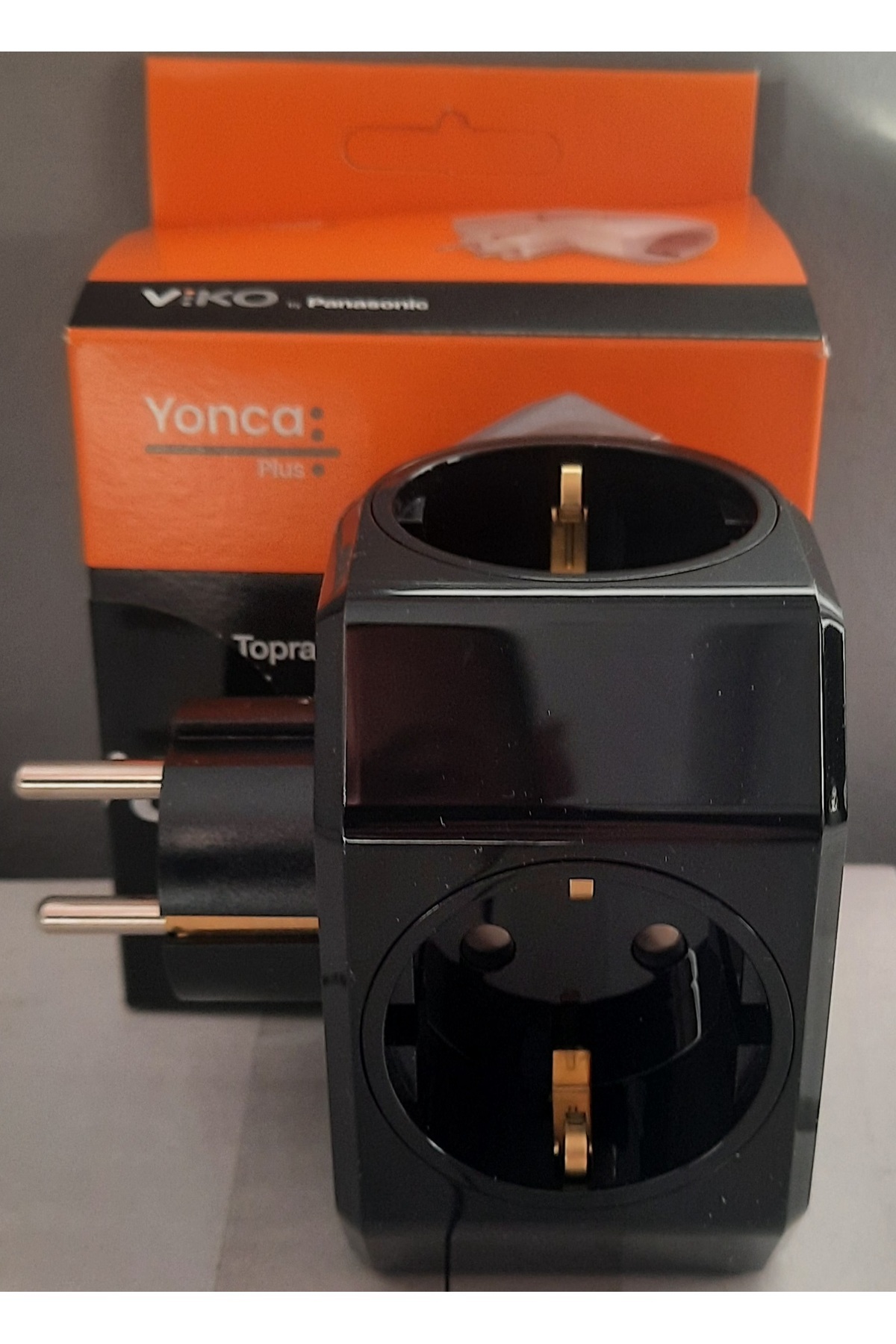 VİKO GROUNDED 3-PIECE PLUG-SOCKET BLACK CLOVER PLUS (CHILD-PROTECTED ) 90303004