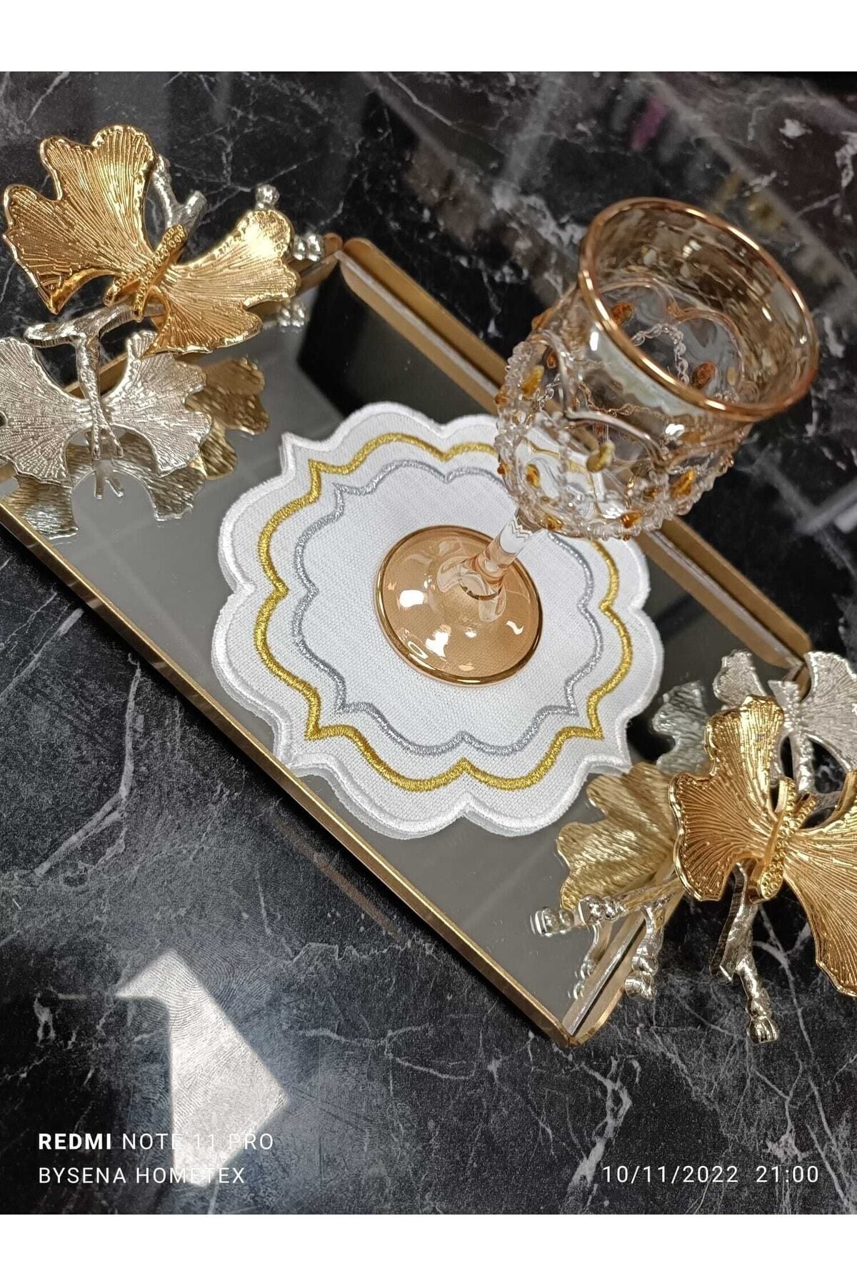 Ekru Gold Ve Gümüş Detaylı Kokteyl Peçetesi Ve Kahve Yanı Sunum Peçetesi 6 Adet