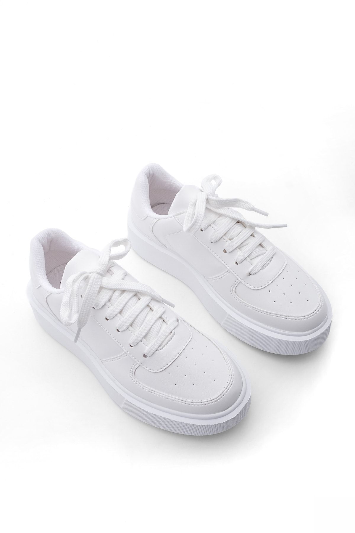 Kadın Sneaker Yüksek Taban Bağcıklı Spor Ayakkabı Azin beyaz