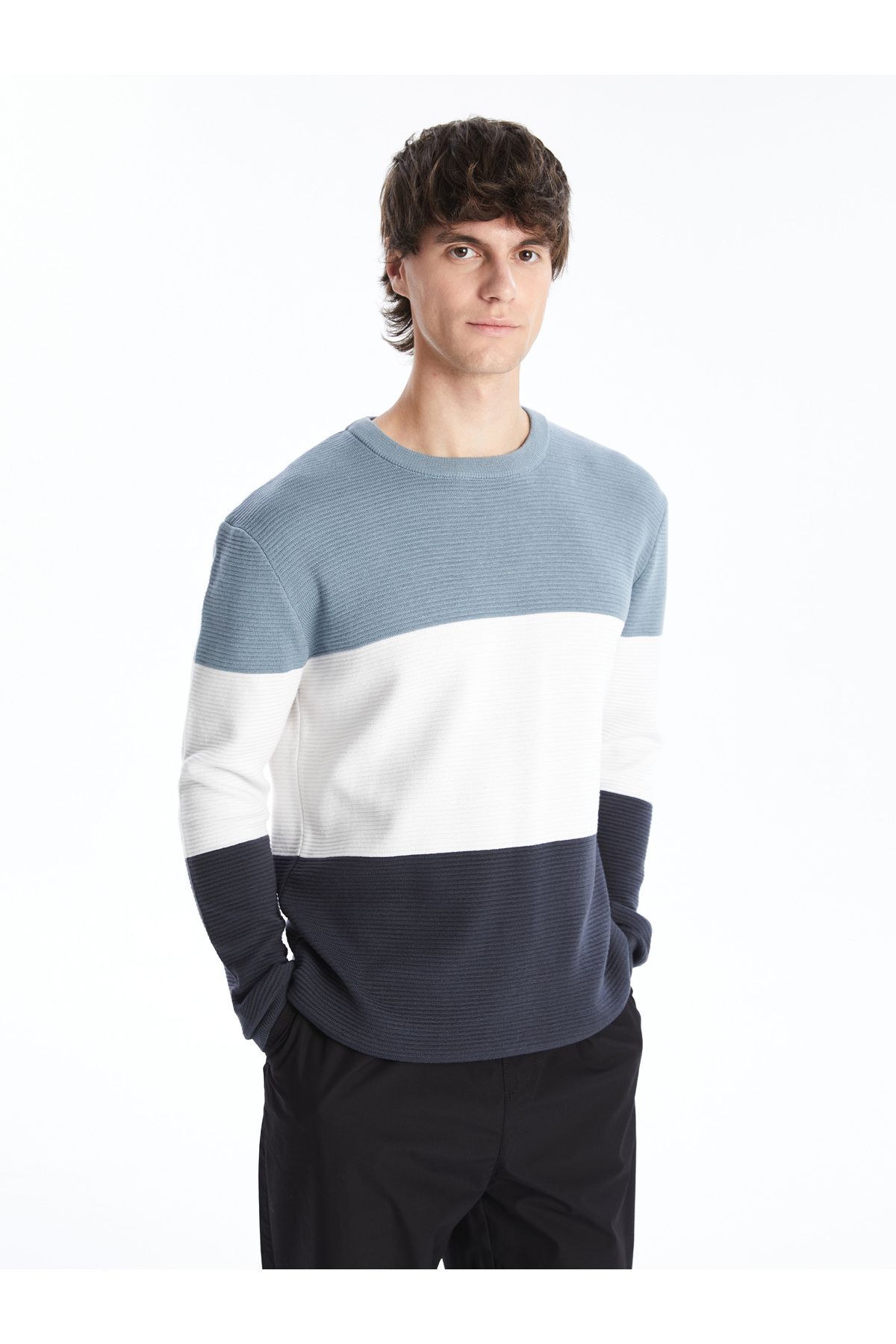 ال سی وایکیکی ژاکت بافتنی مردانه آستین بلند یقه گرد طرح بلوک رنگی