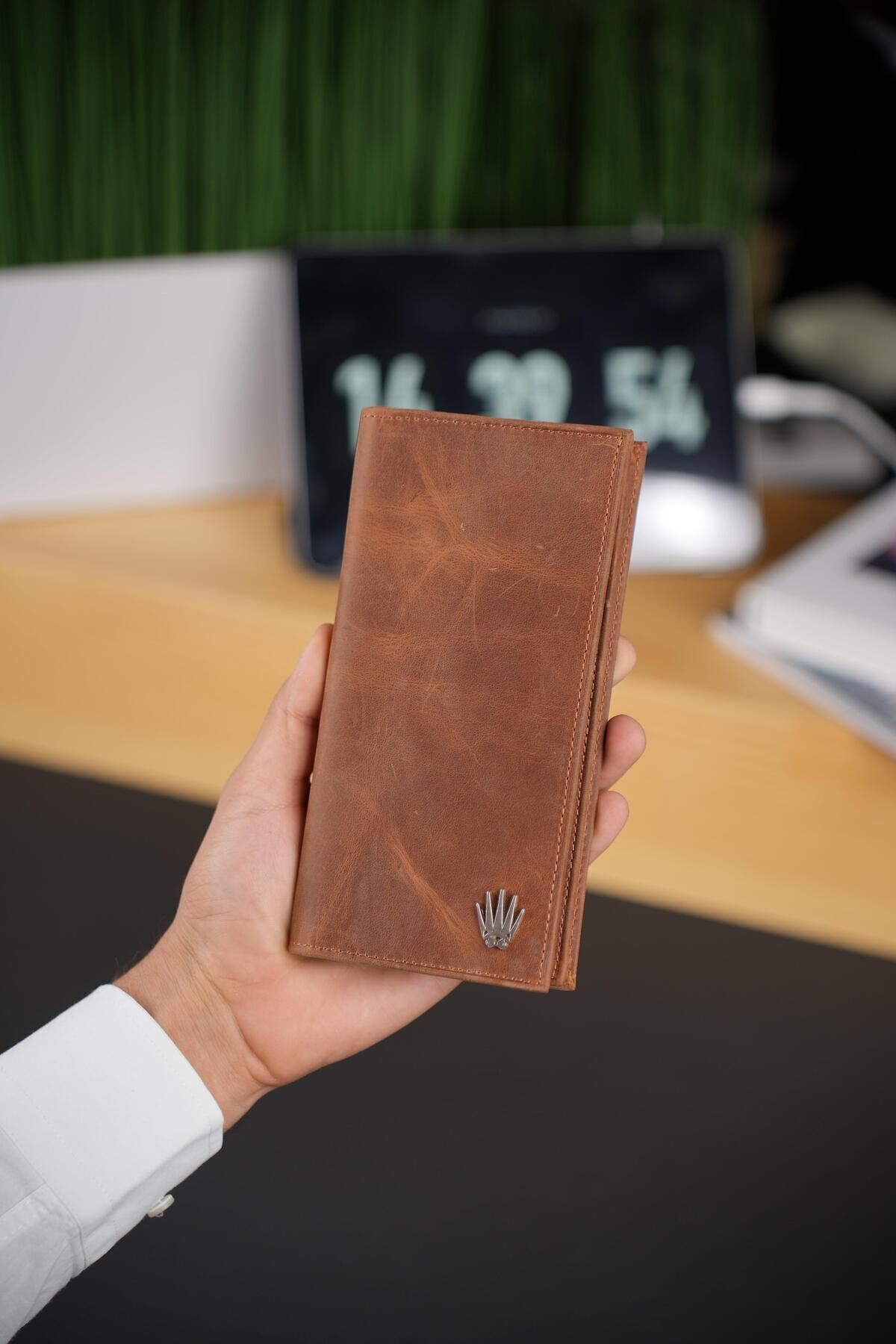 Paris Crazy Tan Genuine Leather Phone Wallet