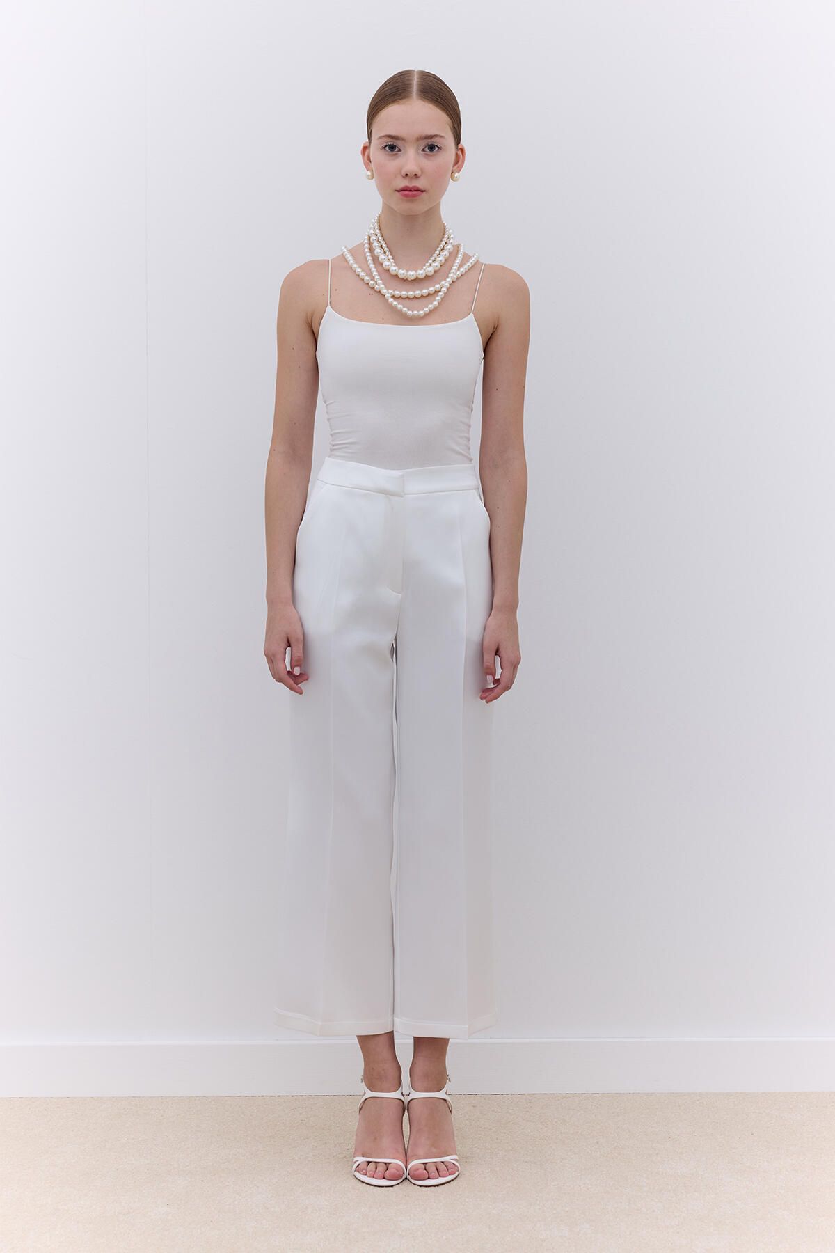 complete the look image