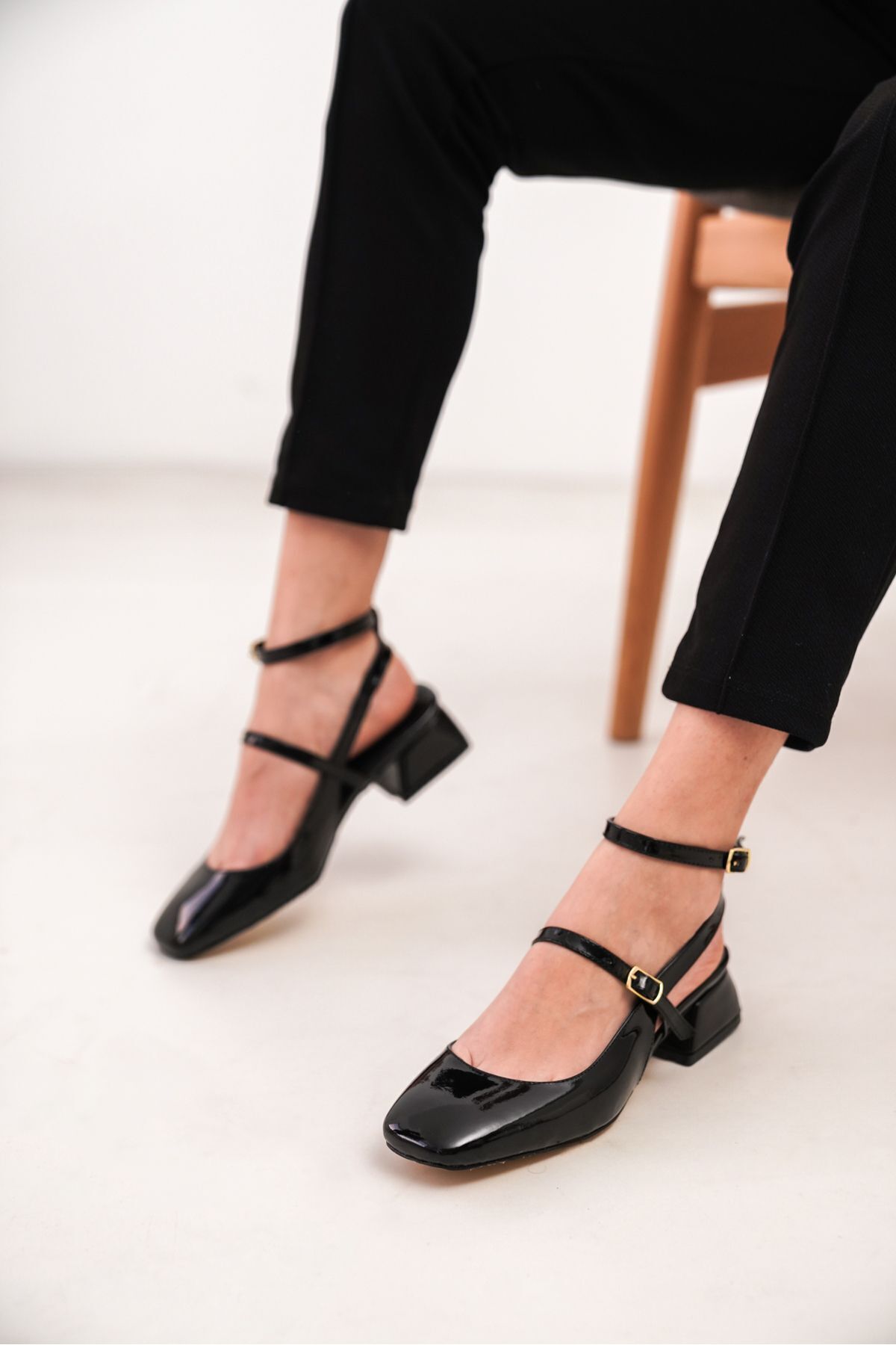 Women's Mary Jane Spring Short Block Heeled Shoes with Open Back Square Toe Helmet